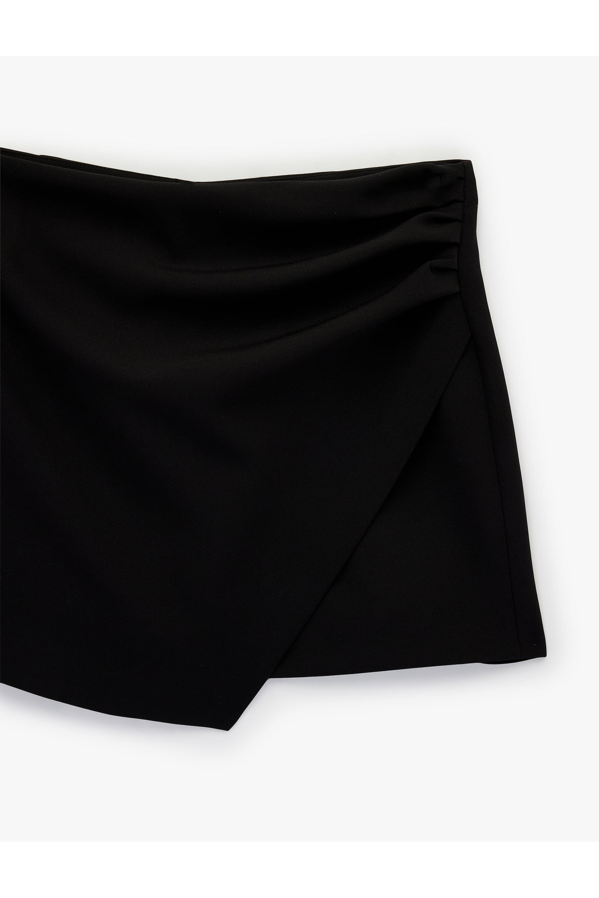 Drape Detaylı Kruvaze Mini Şort Etek