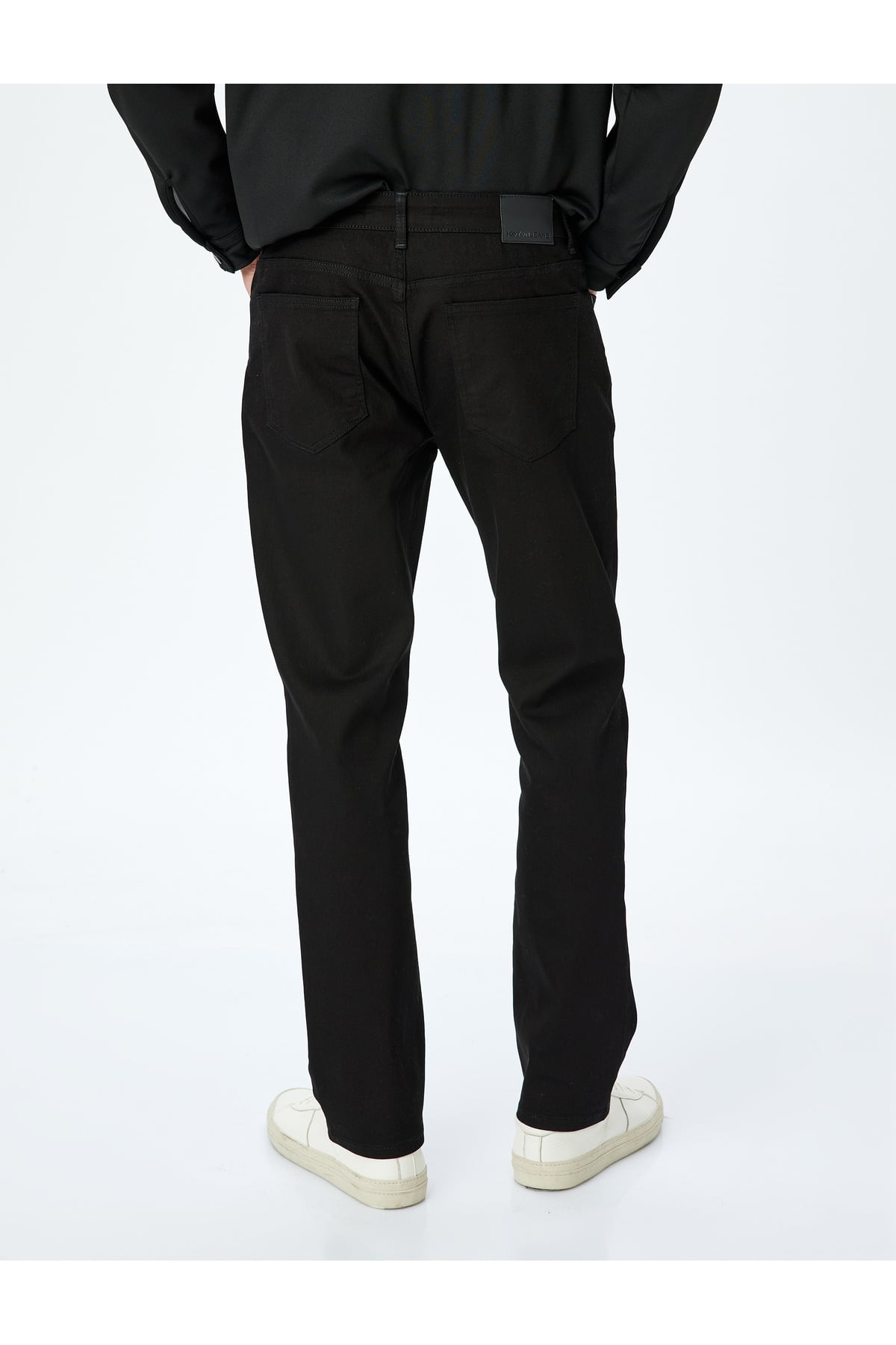 Düğme Detaylı Straight Fit Kot Pantolon - Mark Jean