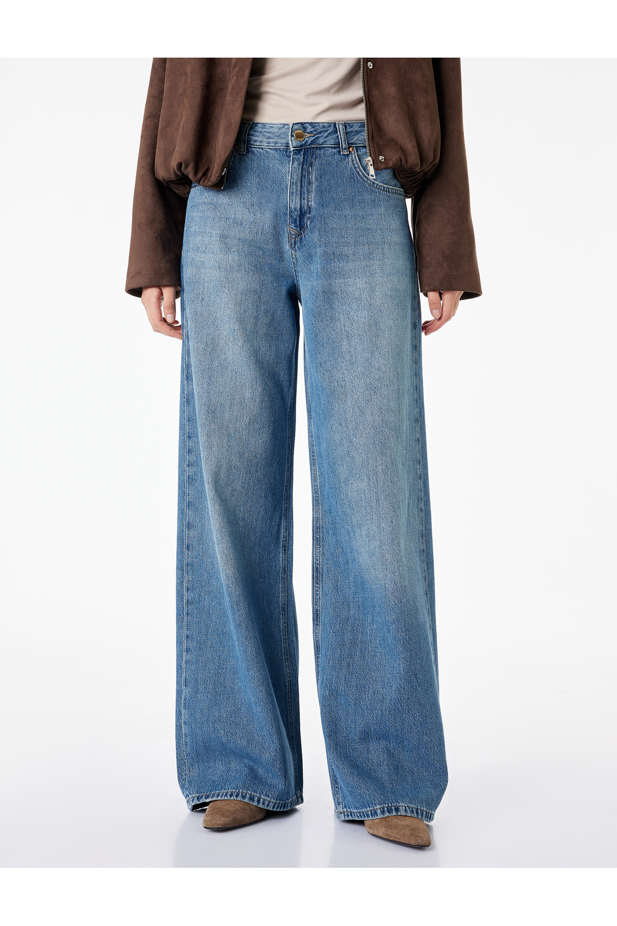 Düğmeli Cep Detaylı Normal Bel Bol Kalıp Denim Pantolon - Loose Straight Fit Jean