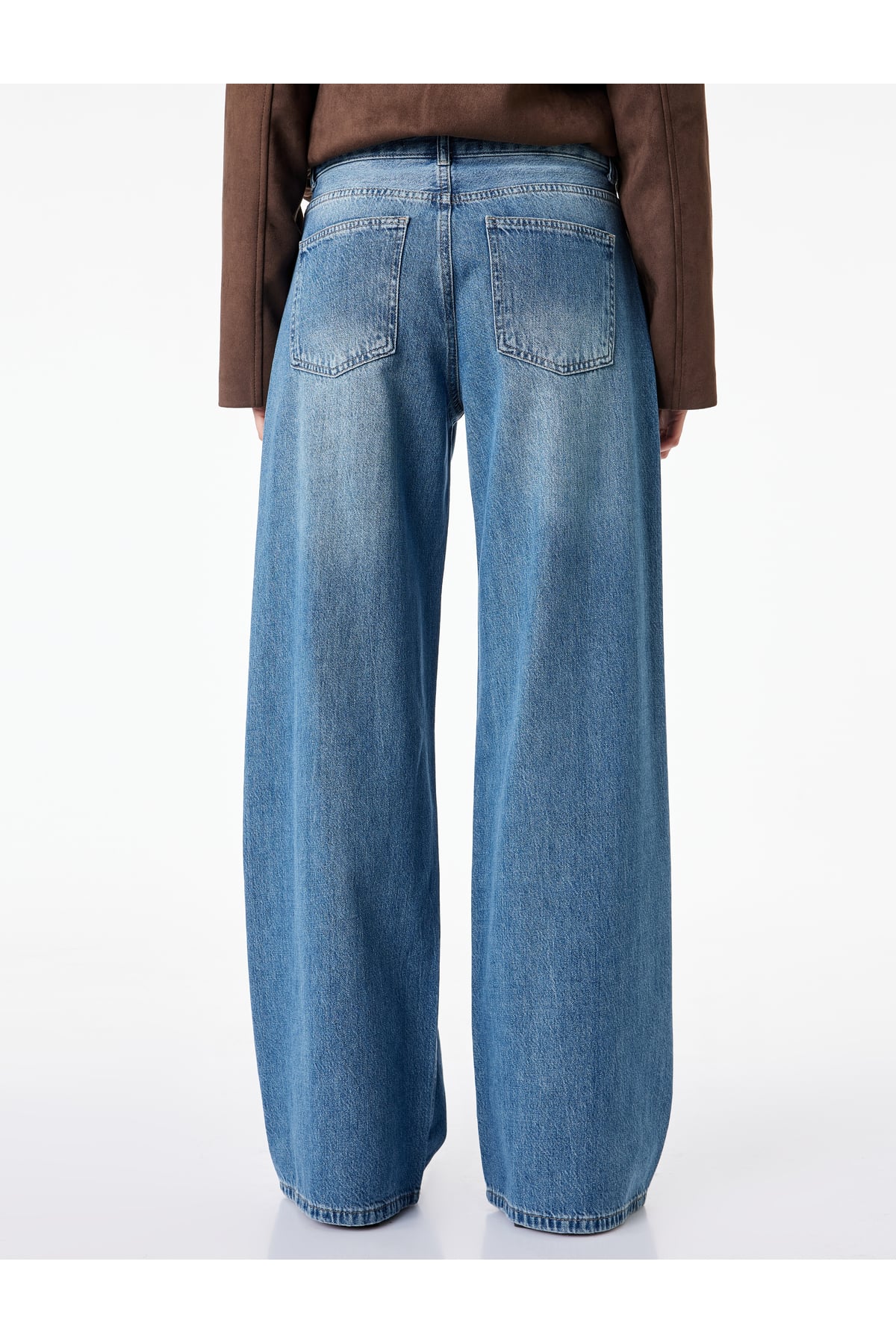 Düğmeli Cep Detaylı Normal Bel Bol Kalıp Denim Pantolon - Loose Straight Fit Jean