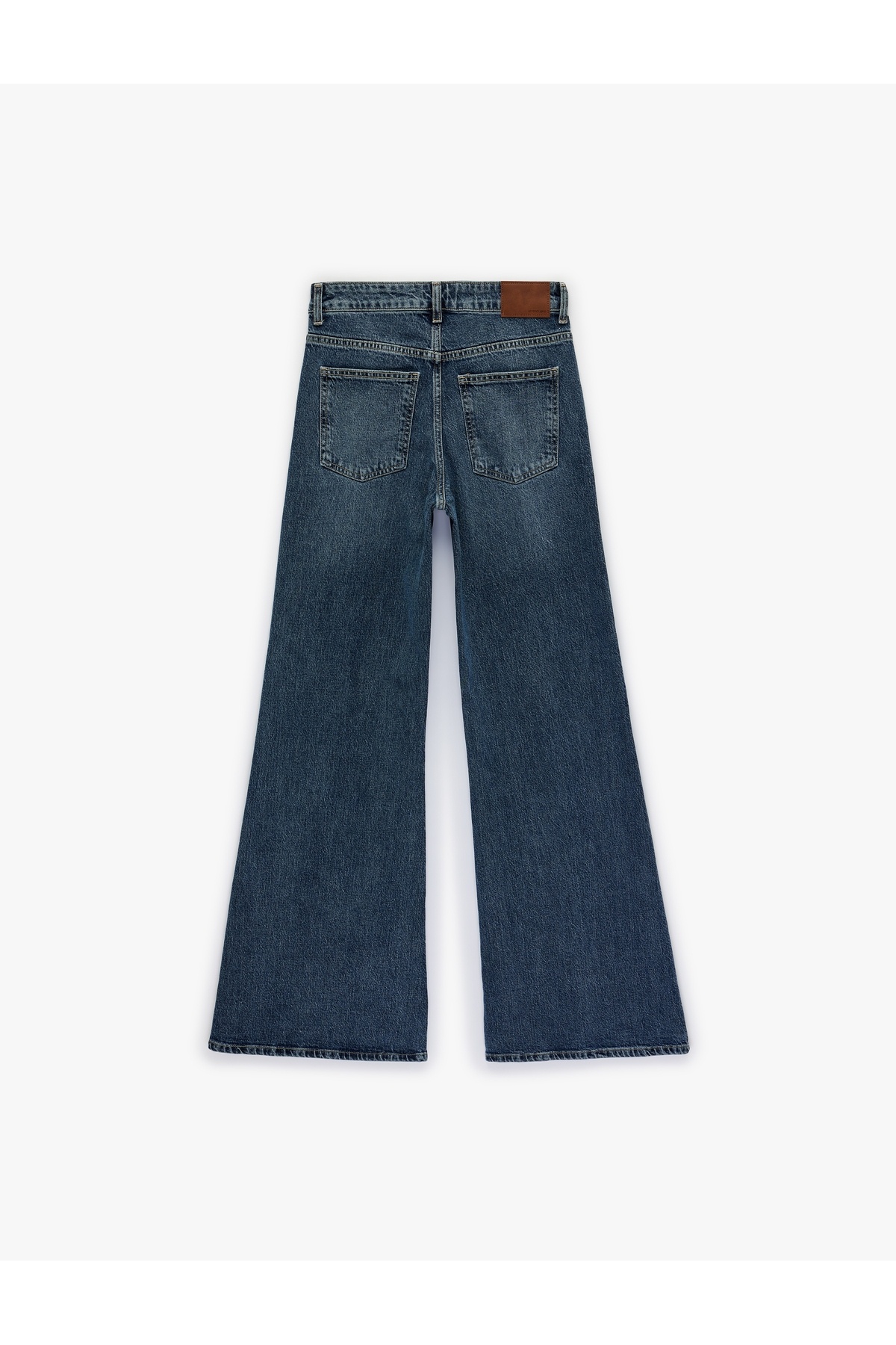 Düğmeli Cepli Normal Bel Pamuklu Rahat Kalıp İspanyol Paça Denim Pantolon