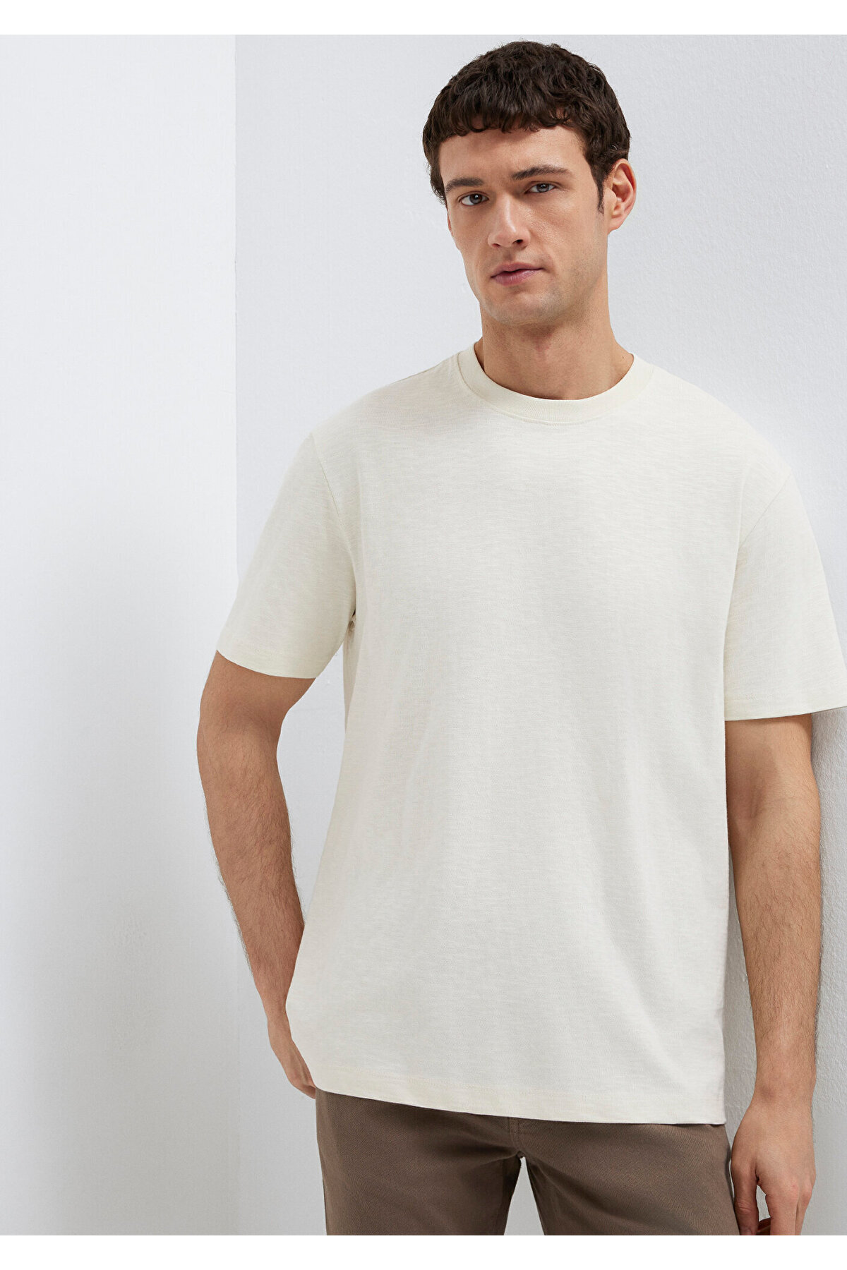 Ekru Basic Tişört Loose Fit / Bol Rahat Kesim 0613146-70056