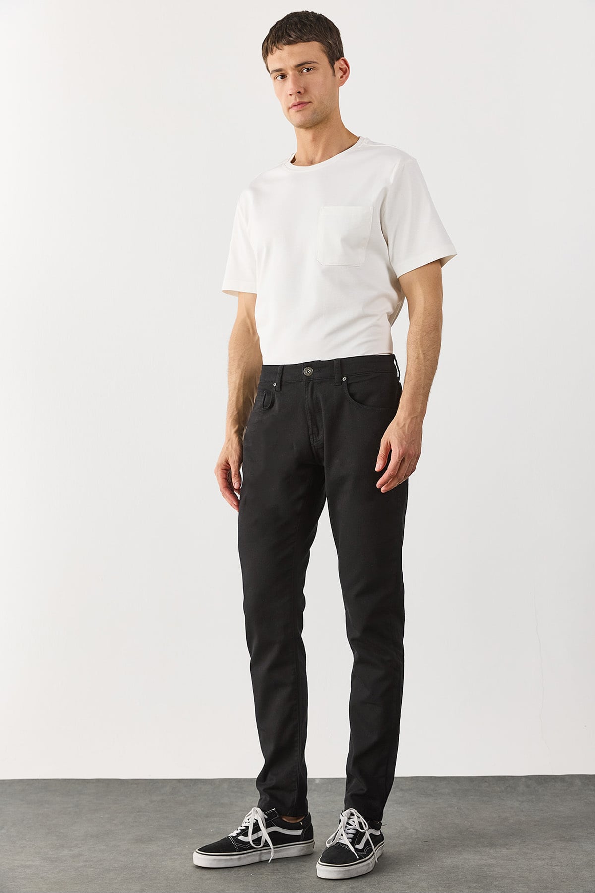 Erkek Edward Slim Straight Renkli Jean Pantolon - Siyah