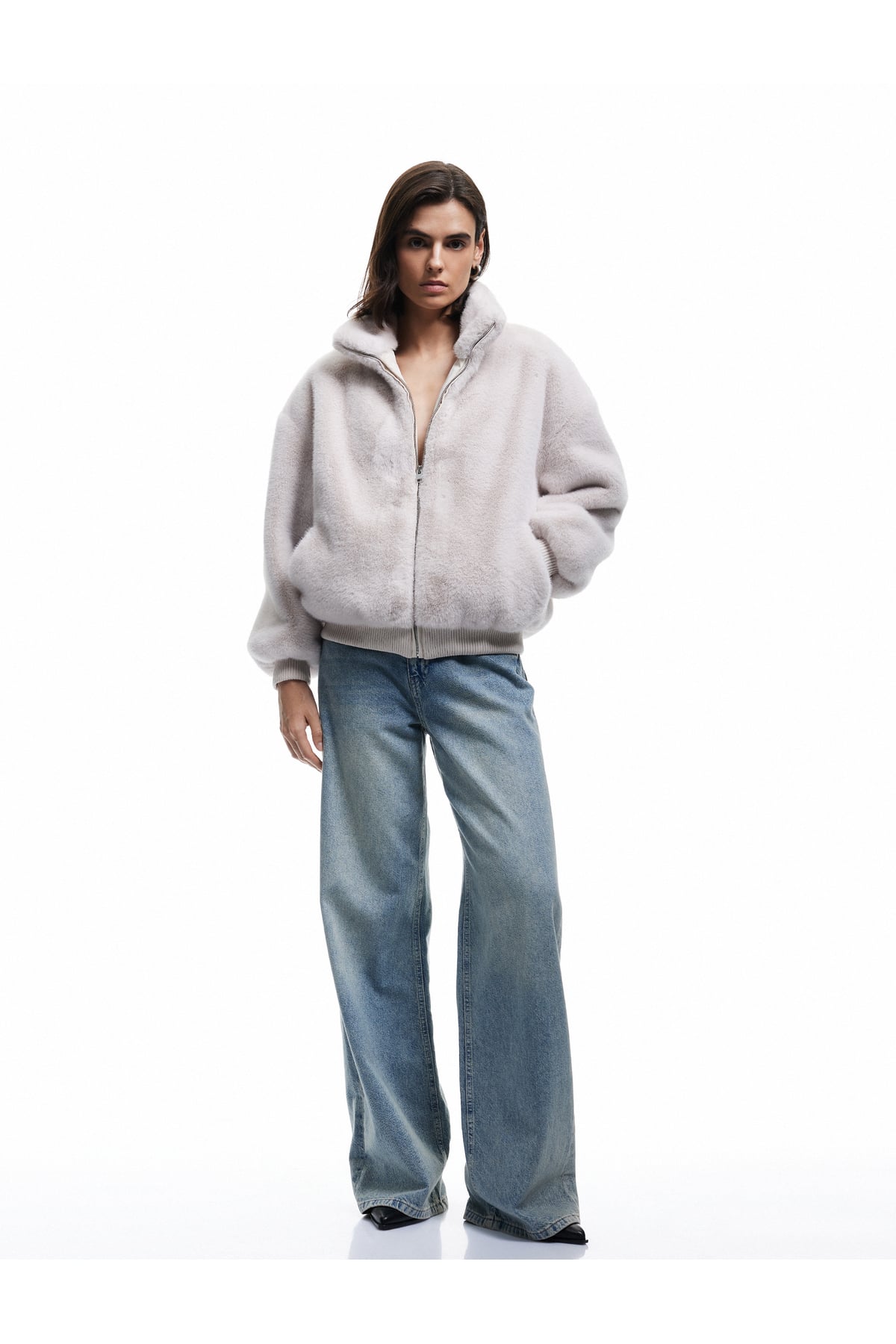 Fermuarlı Dik Yaka Cepli Suni Kürk Peluş Oversize Crop Mont