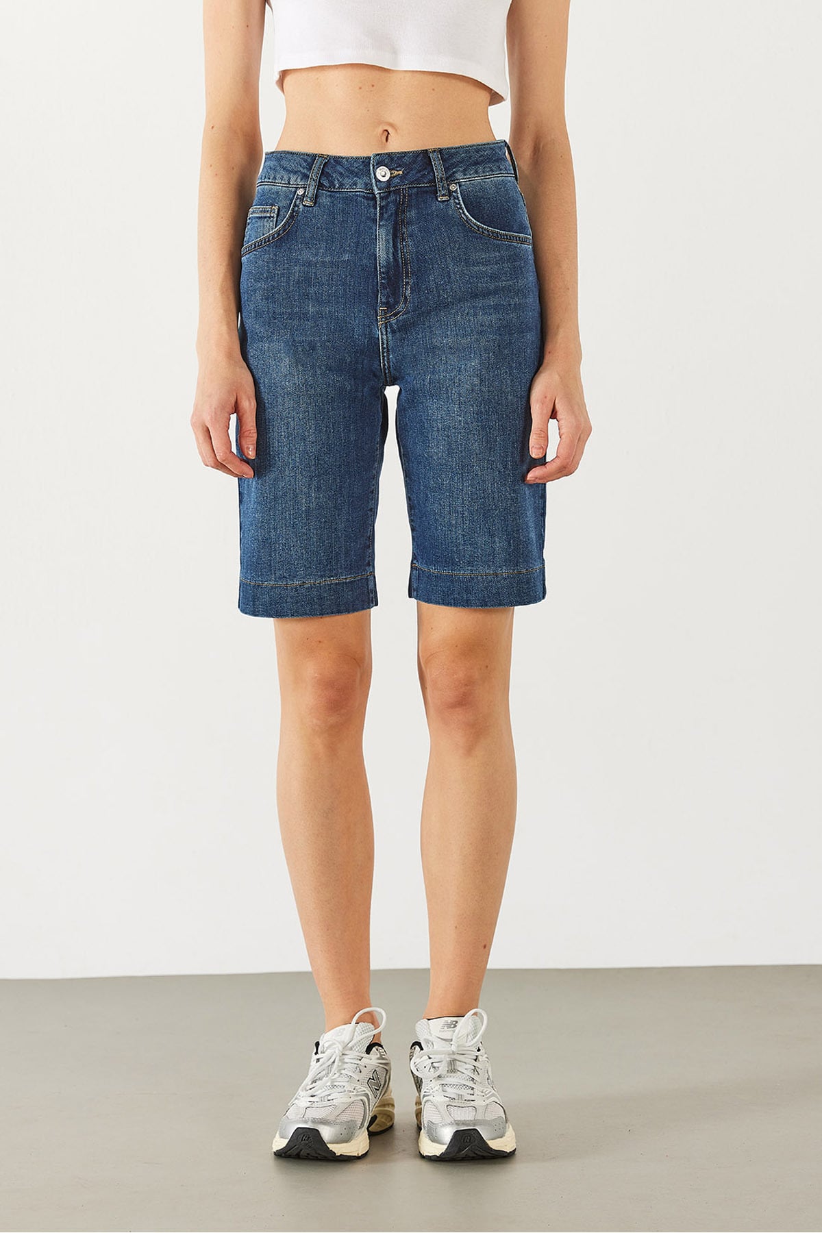 Gabriel Dark Blue Regular Fit Jean Şort - DARK BLUE