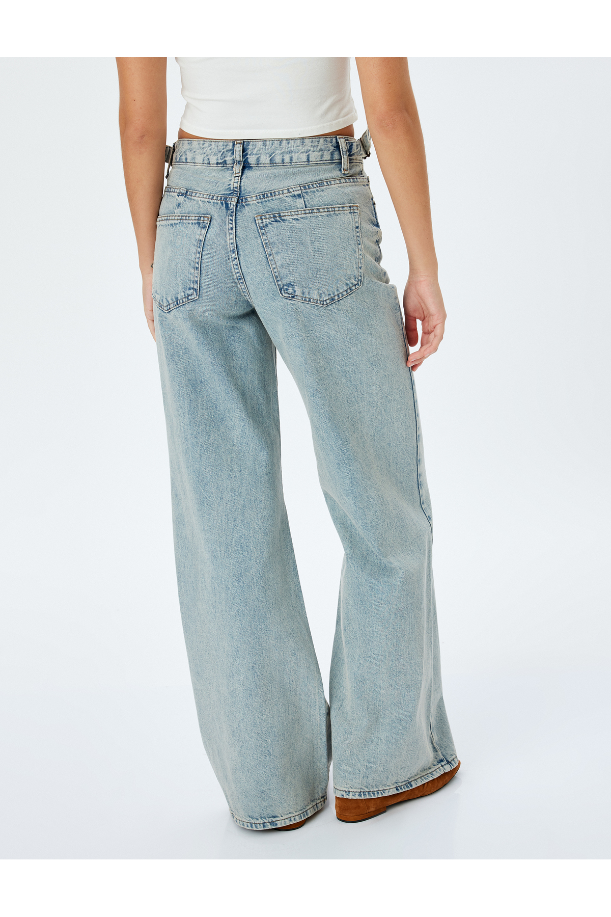 Geniş Paça Kemer Detaylı Cepli Normal Bel Kot Pantolon - Wide Leg Jean