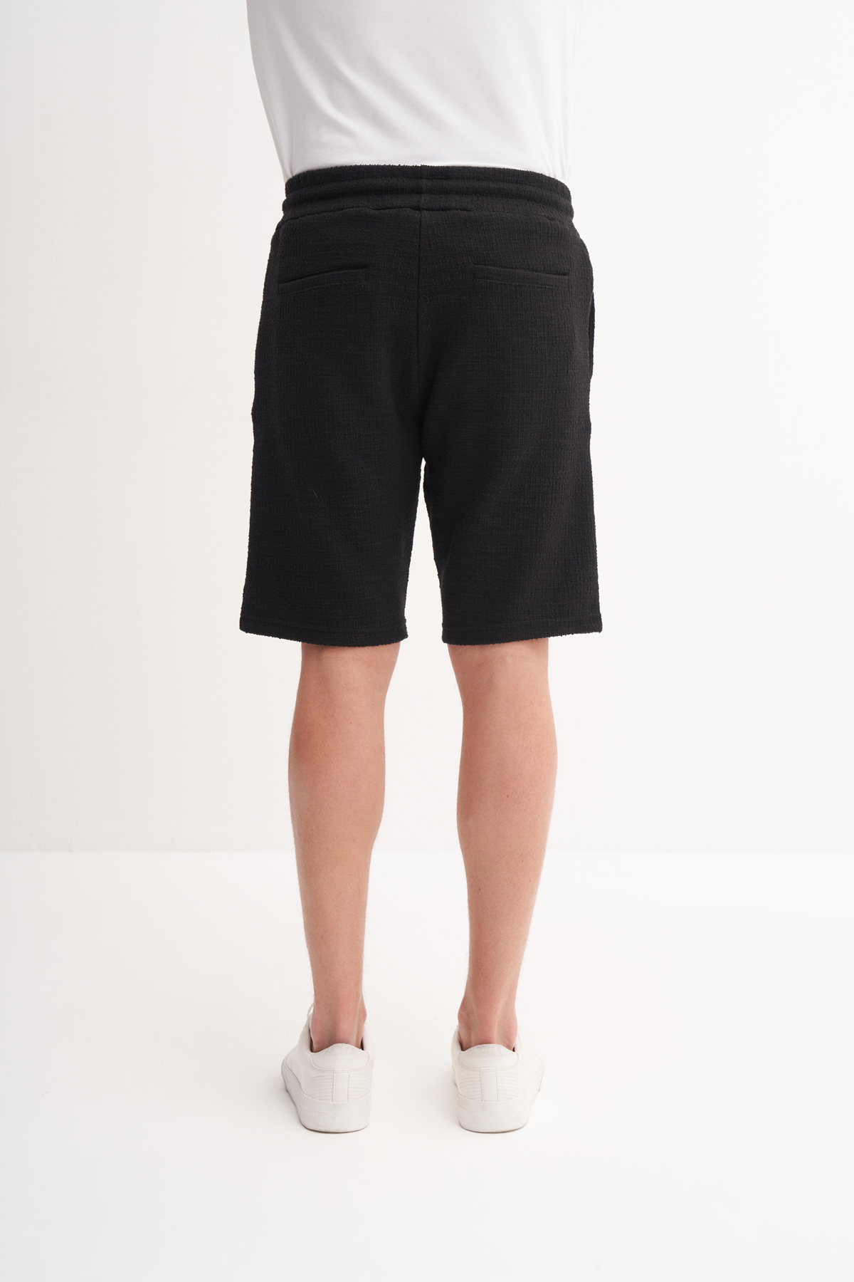 Jakarlı Regular Fit Örme Bermuda Şort