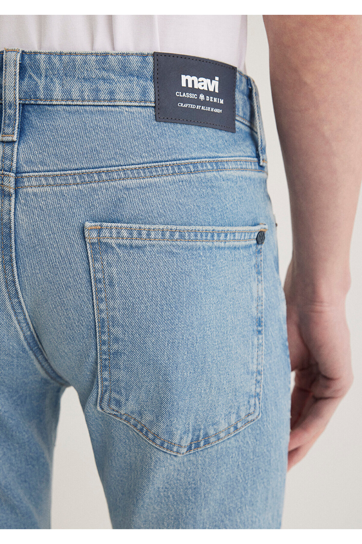 James Classic Denim Puslu Açık Mavi Jean Pantolon 0042486407