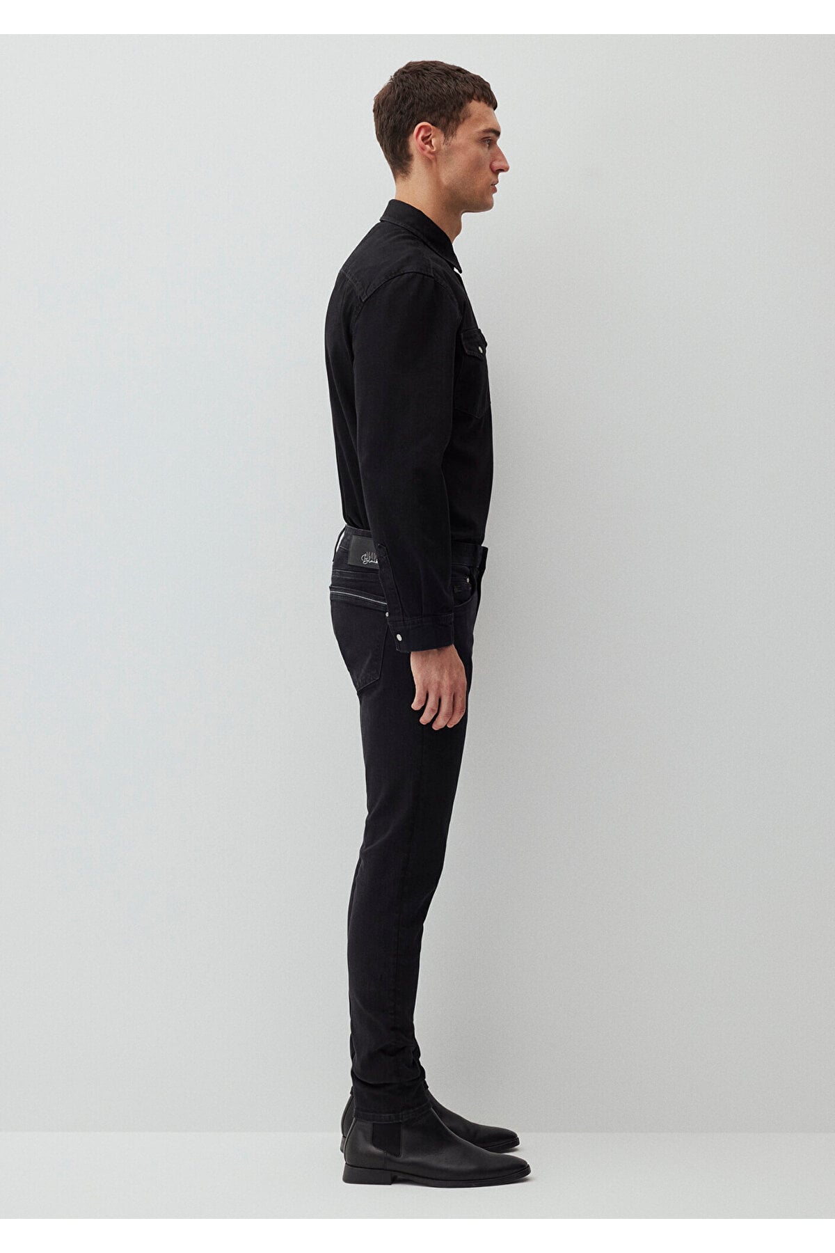 James Deep Smoke Lux Black