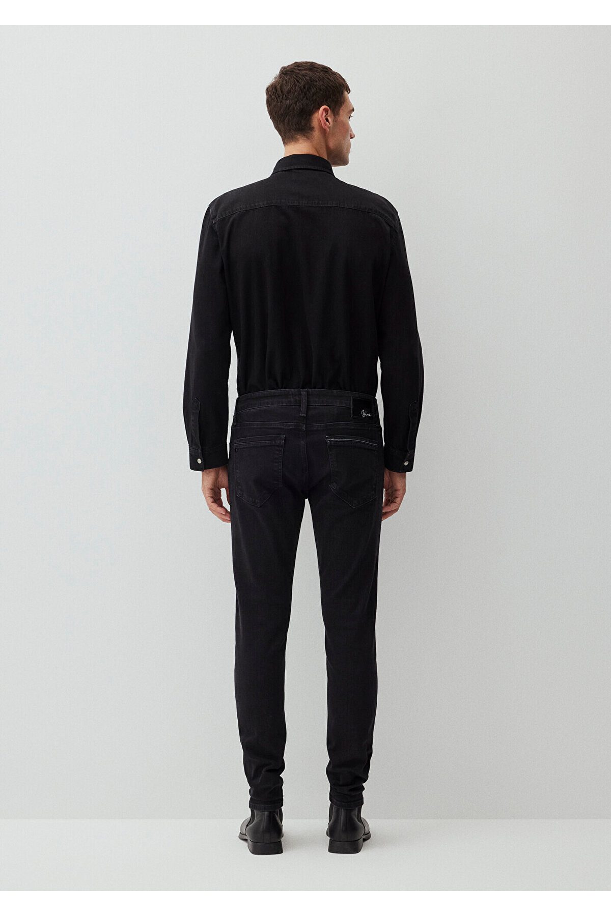 James Deep Smoke Lux Black