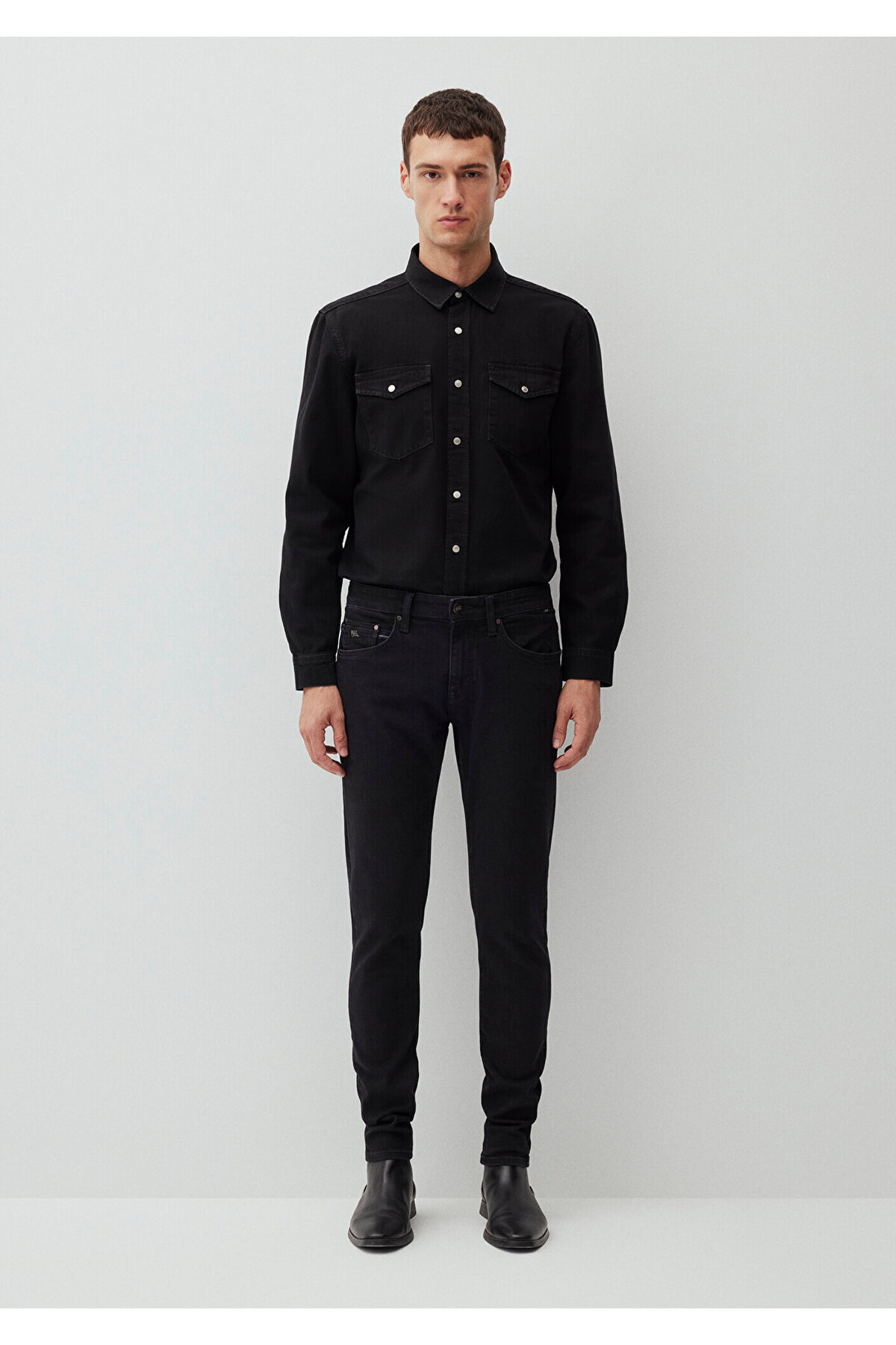 James Deep Smoke Lux Black