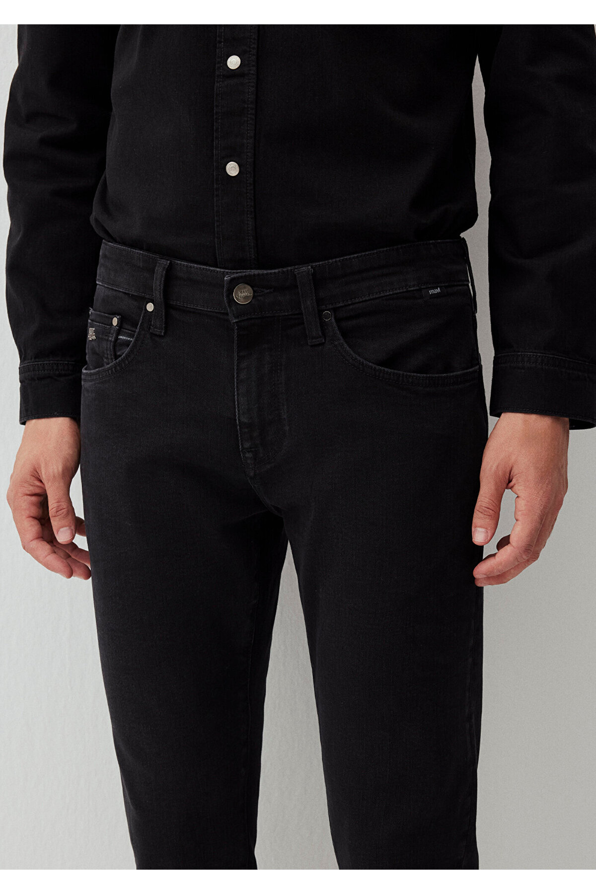 James Deep Smoke Lux Black
