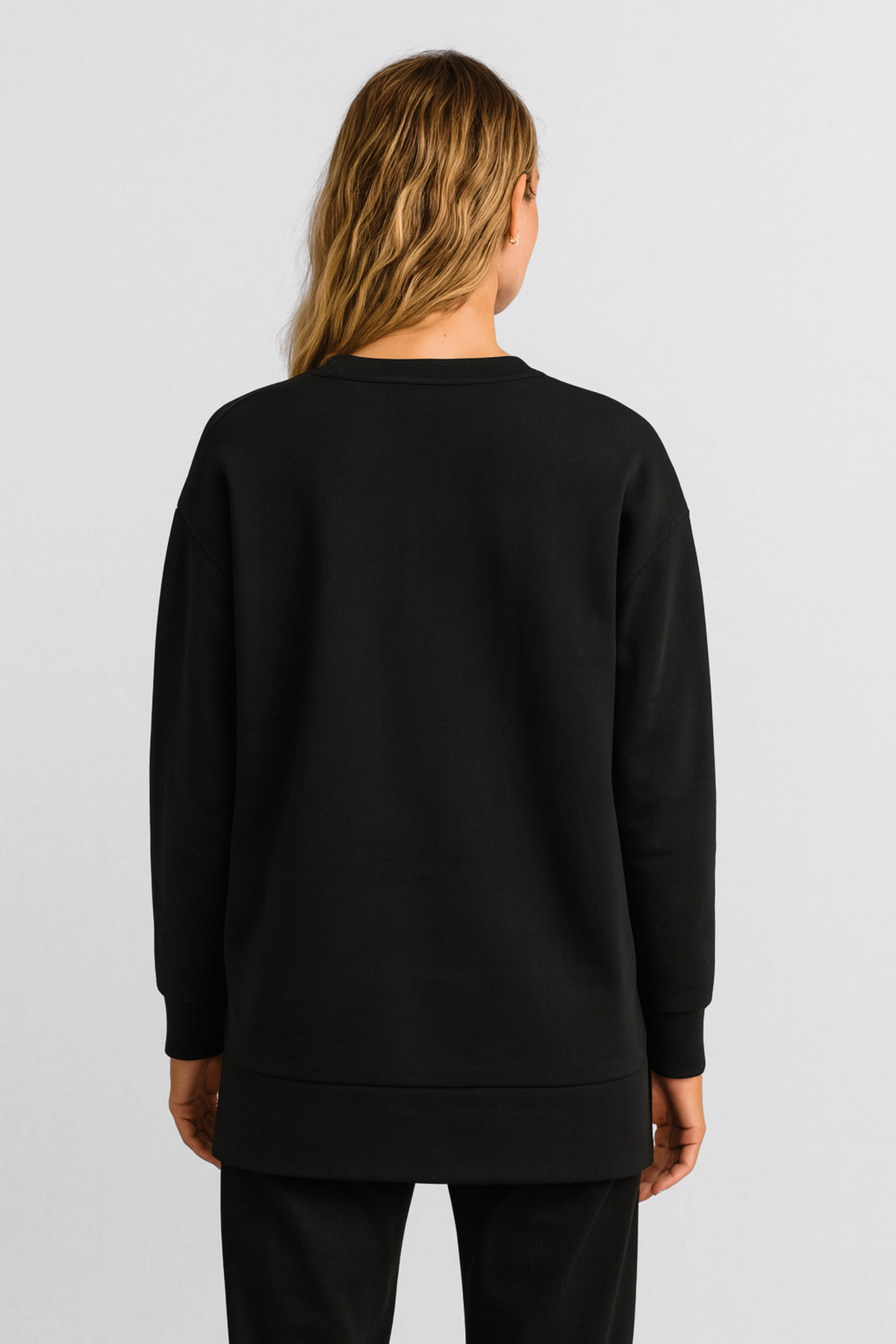 Kadın Bisiklet Yaka Yanı Yırtmaçlı Regular Fit 3 İplik Sweatshirt %100 Pamuk - Siyah