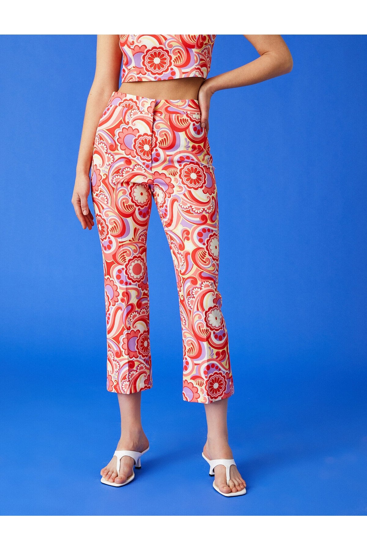 Kadın Giyim Pantolon Çiçekli Crop 2sak40025pw Pembe Desen