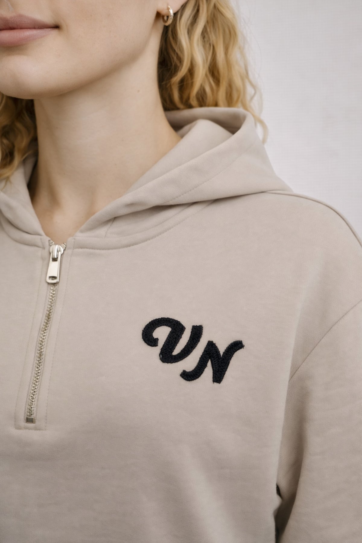 Kadın Leona Nakış Detaylı Sweatshirt %100 Pamuk - Gri