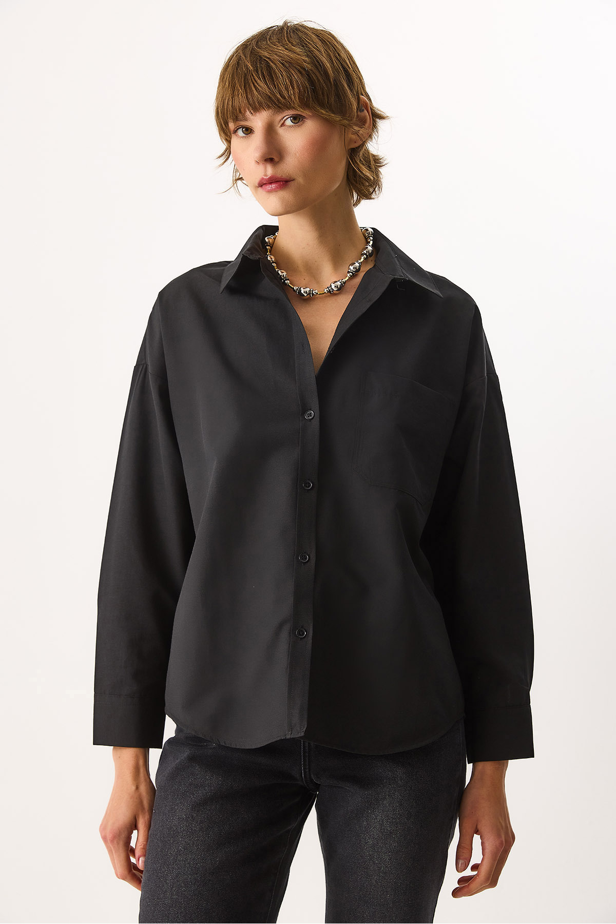 Kadın Regular Fit Cepli Poplin Gömlek %100 Pamuk - Siyah