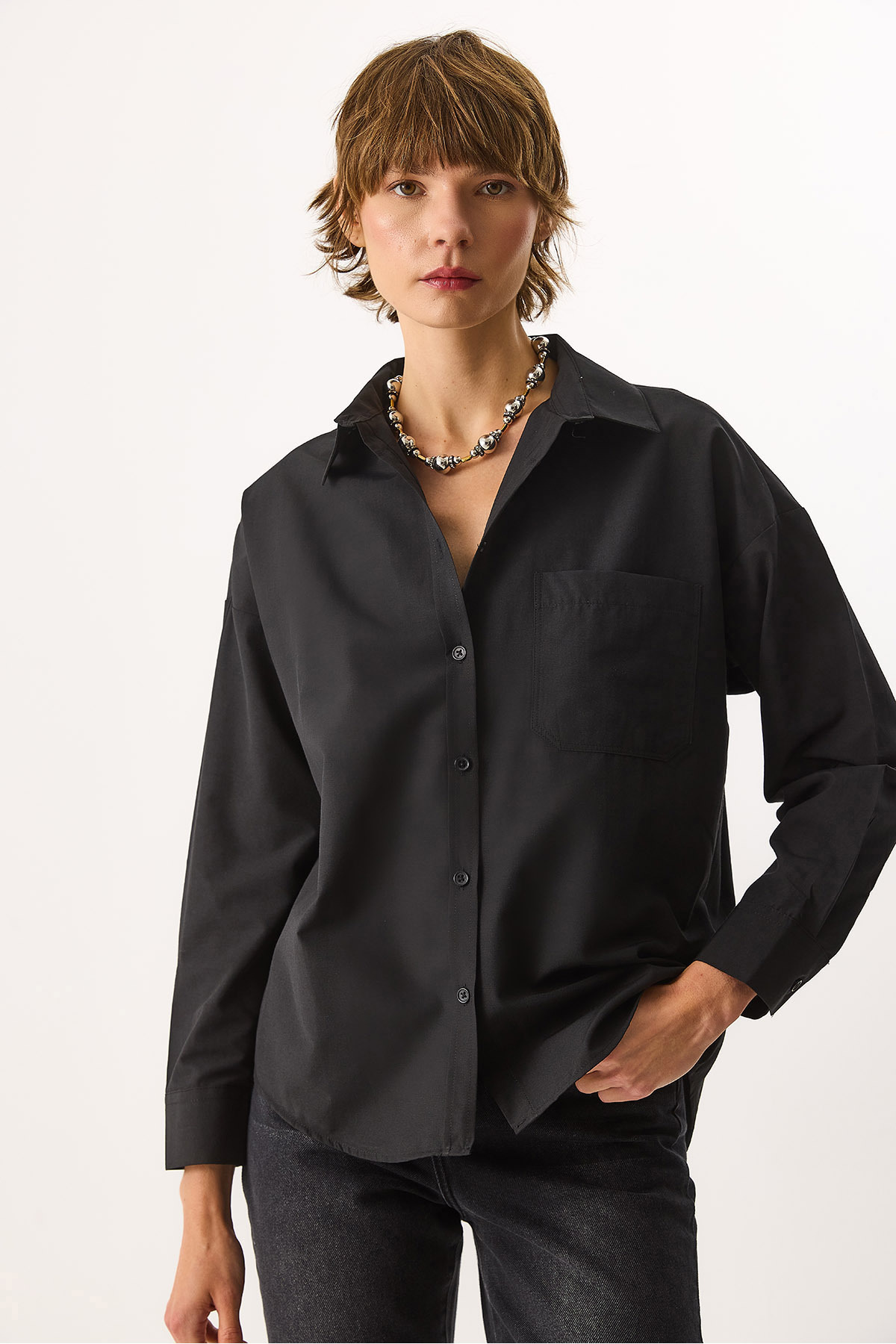Kadın Regular Fit Cepli Poplin Gömlek %100 Pamuk - Siyah