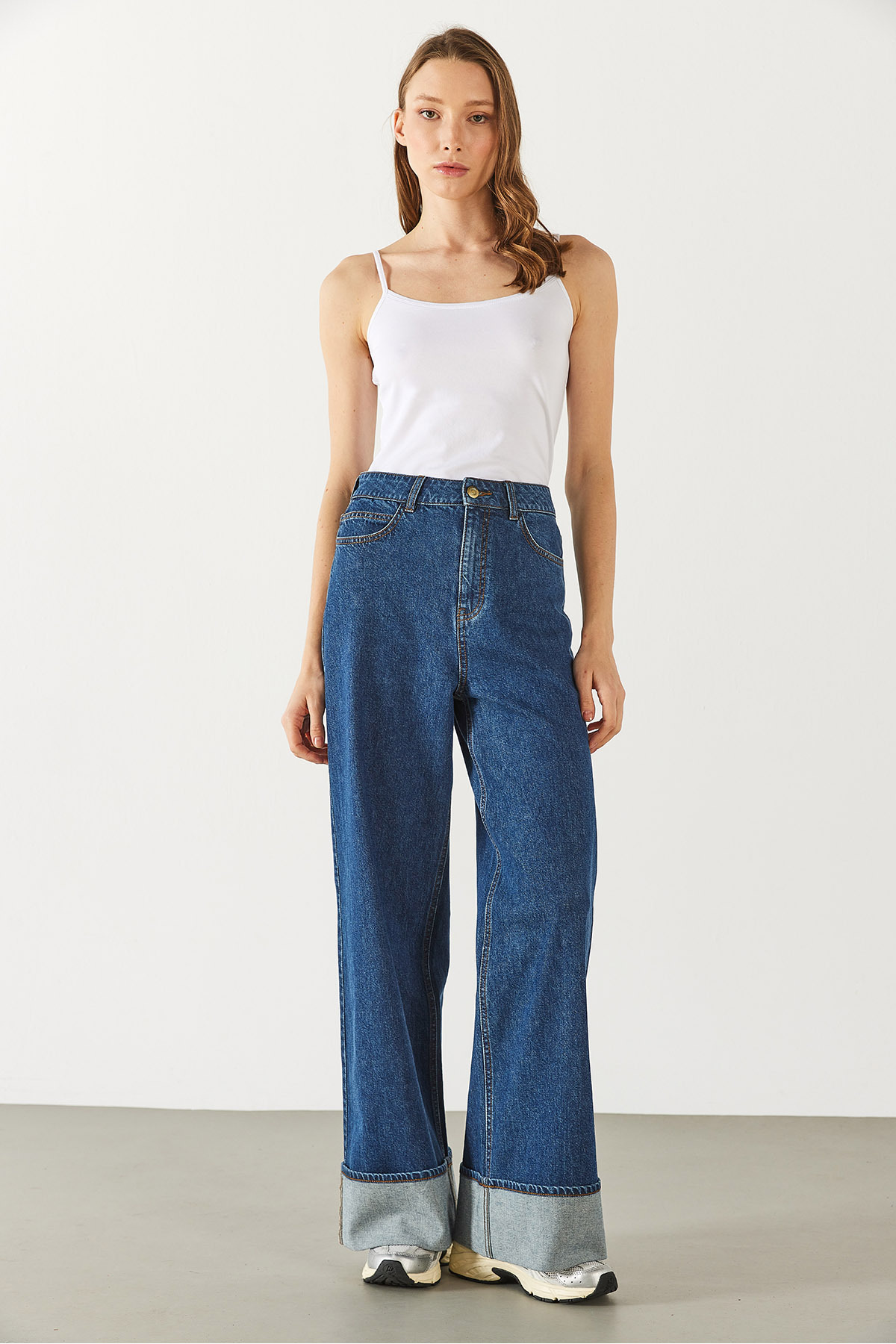 Kadın Slim Fit İp Askılı Atlet - Beyaz