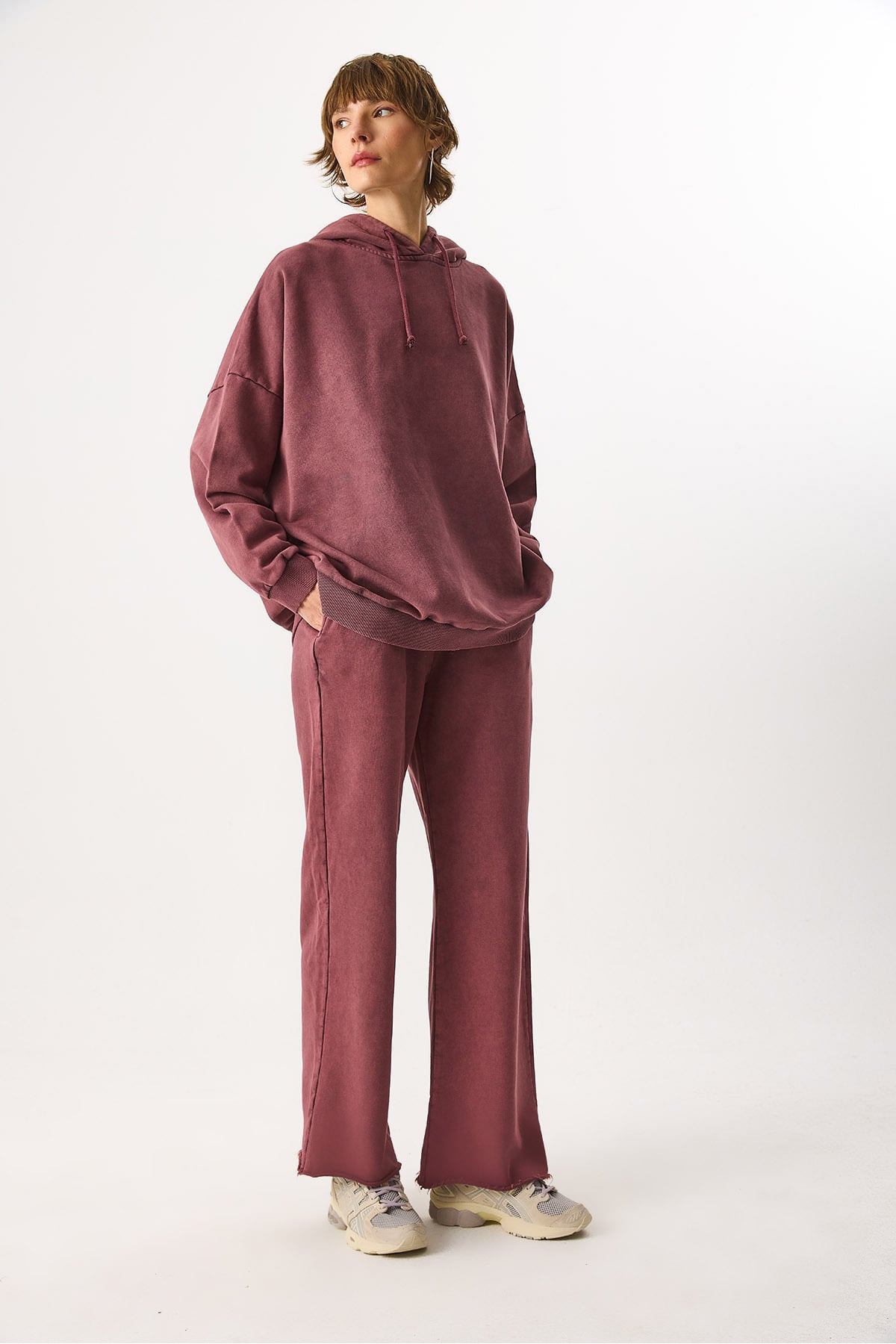 Kapüşonlu Regular Fit Yıkamalı %100 Pamuk Sweatshirt - BORDO