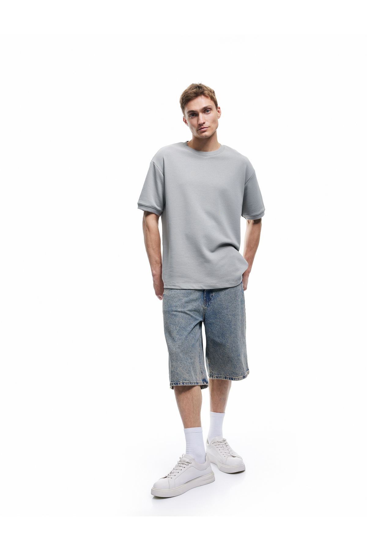 Kısa Kollu Bisiklet Yaka Tok Kumaş Şardonlu Basic Oversize Tişört