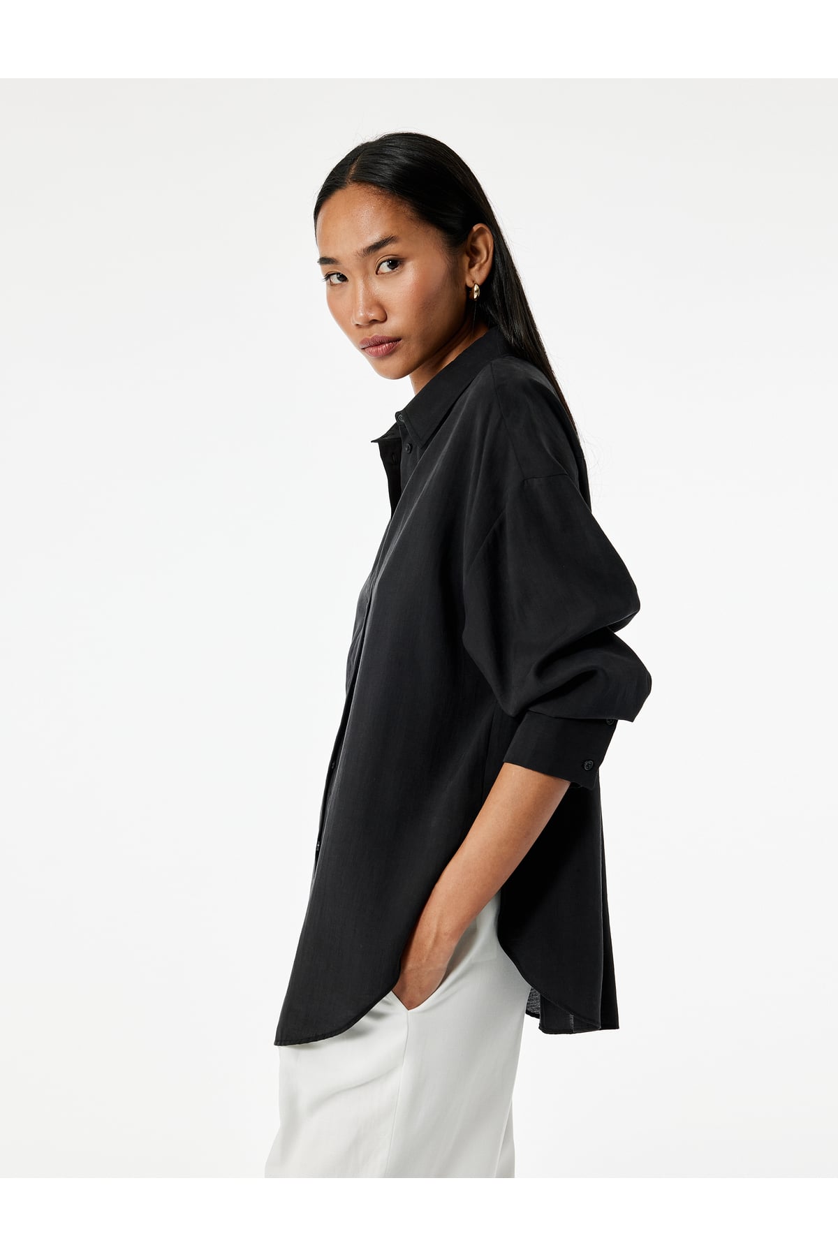Klasik Yaka Uzun Kollu Oversize Gömlek