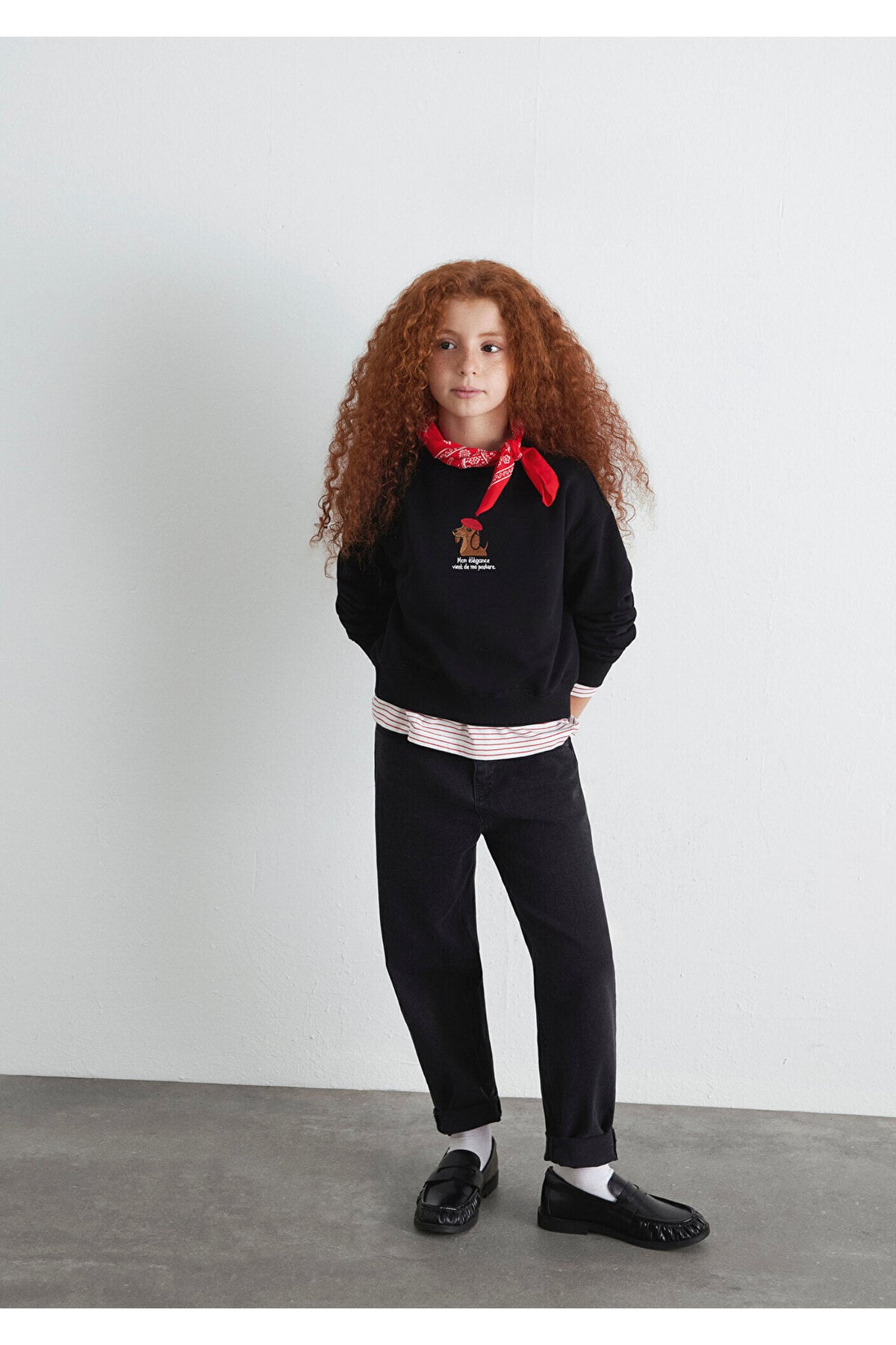 Köpek Nakışlı Siyah Sweatshirt 7S10132-900