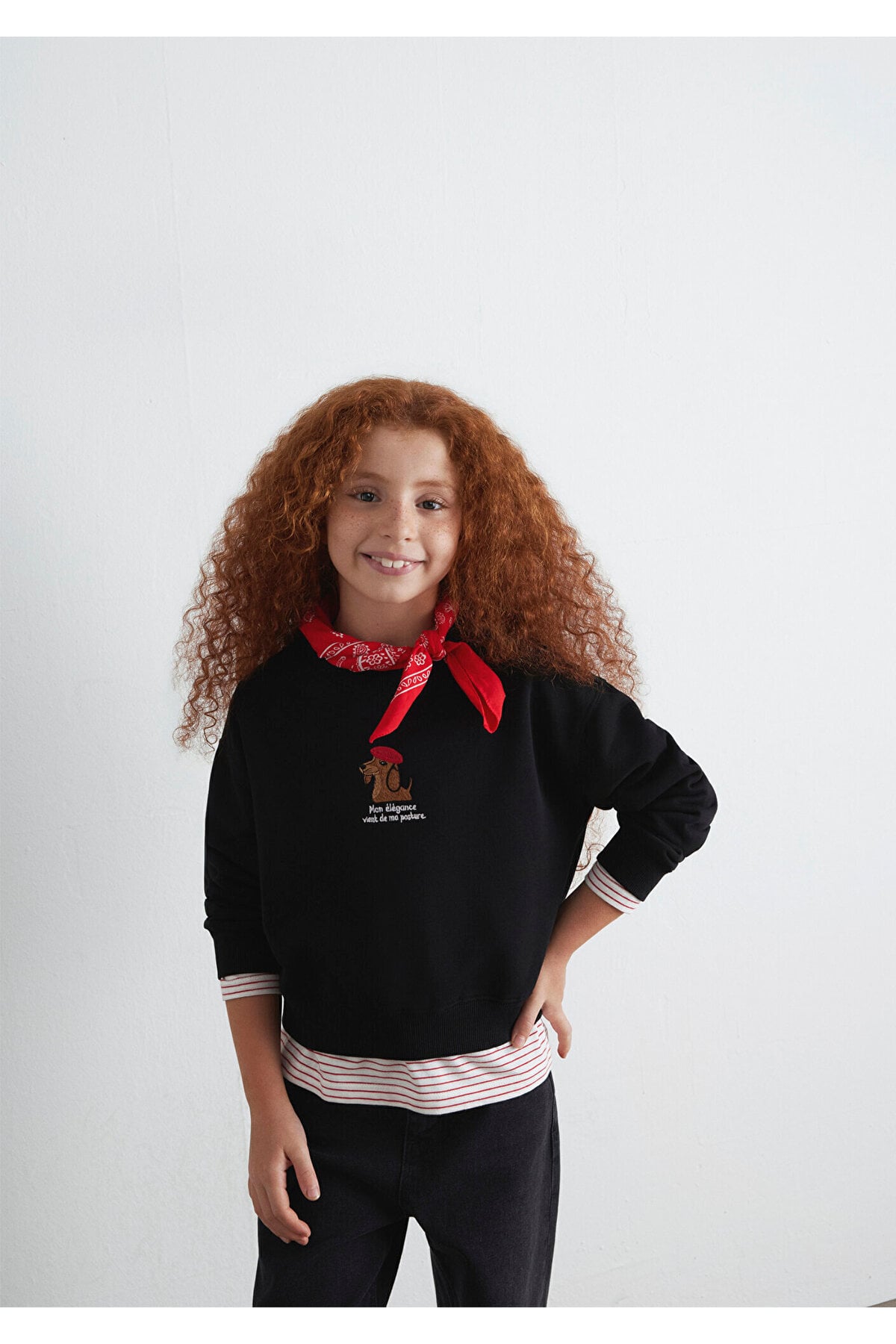 Köpek Nakışlı Siyah Sweatshirt 7S10132-900