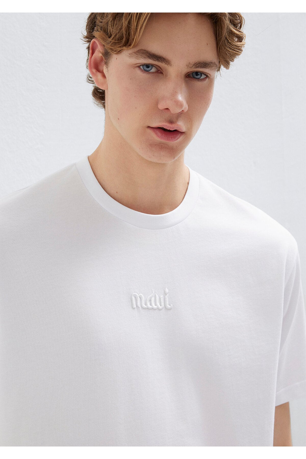 Logo Baskılı Beyaz Tişört Loose Fit / Bol Rahat Kesim 0610100-620