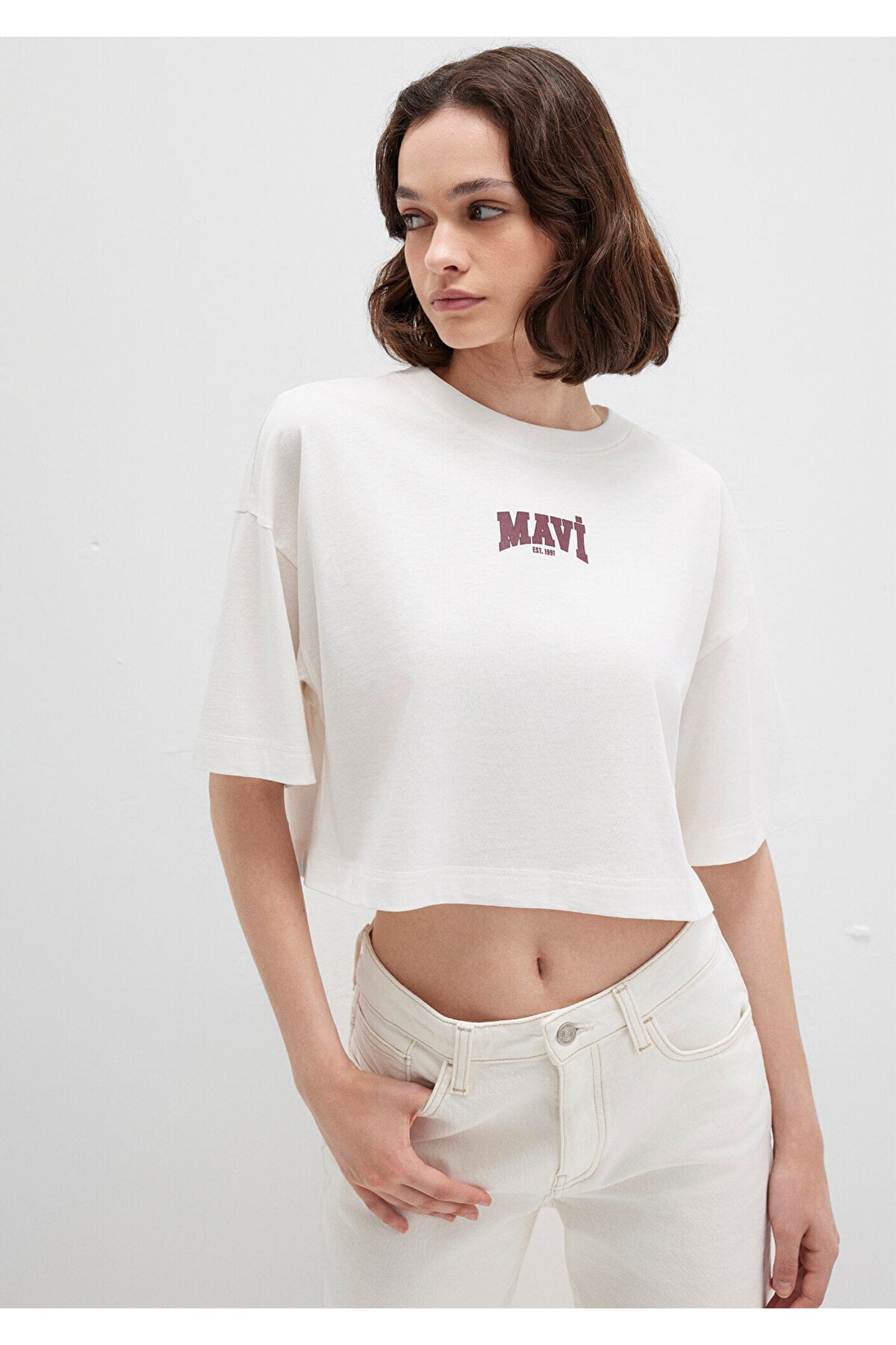 Logo Baskılı Ekru Crop Tişört Crop / Kısa Kesim 1613411-70057