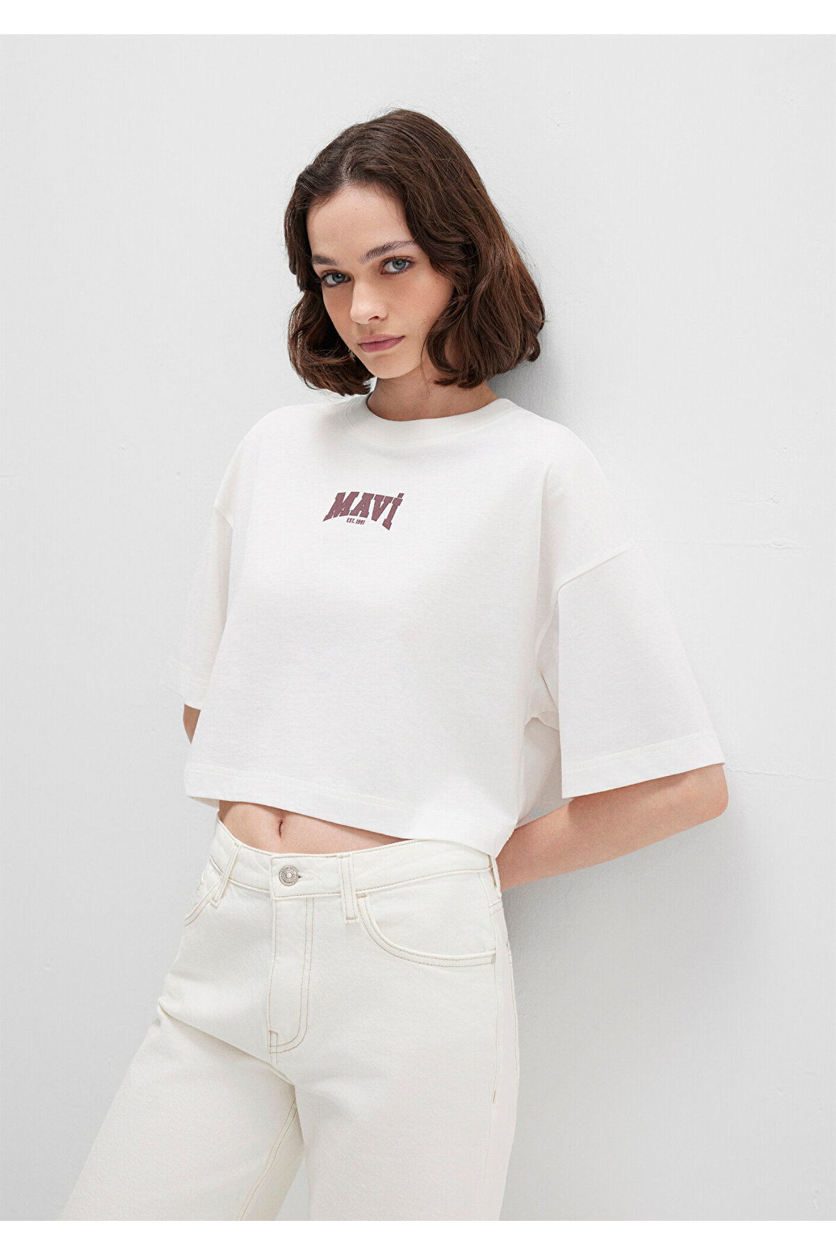 Logo Baskılı Ekru Crop Tişört Crop / Kısa Kesim 1613411-70057