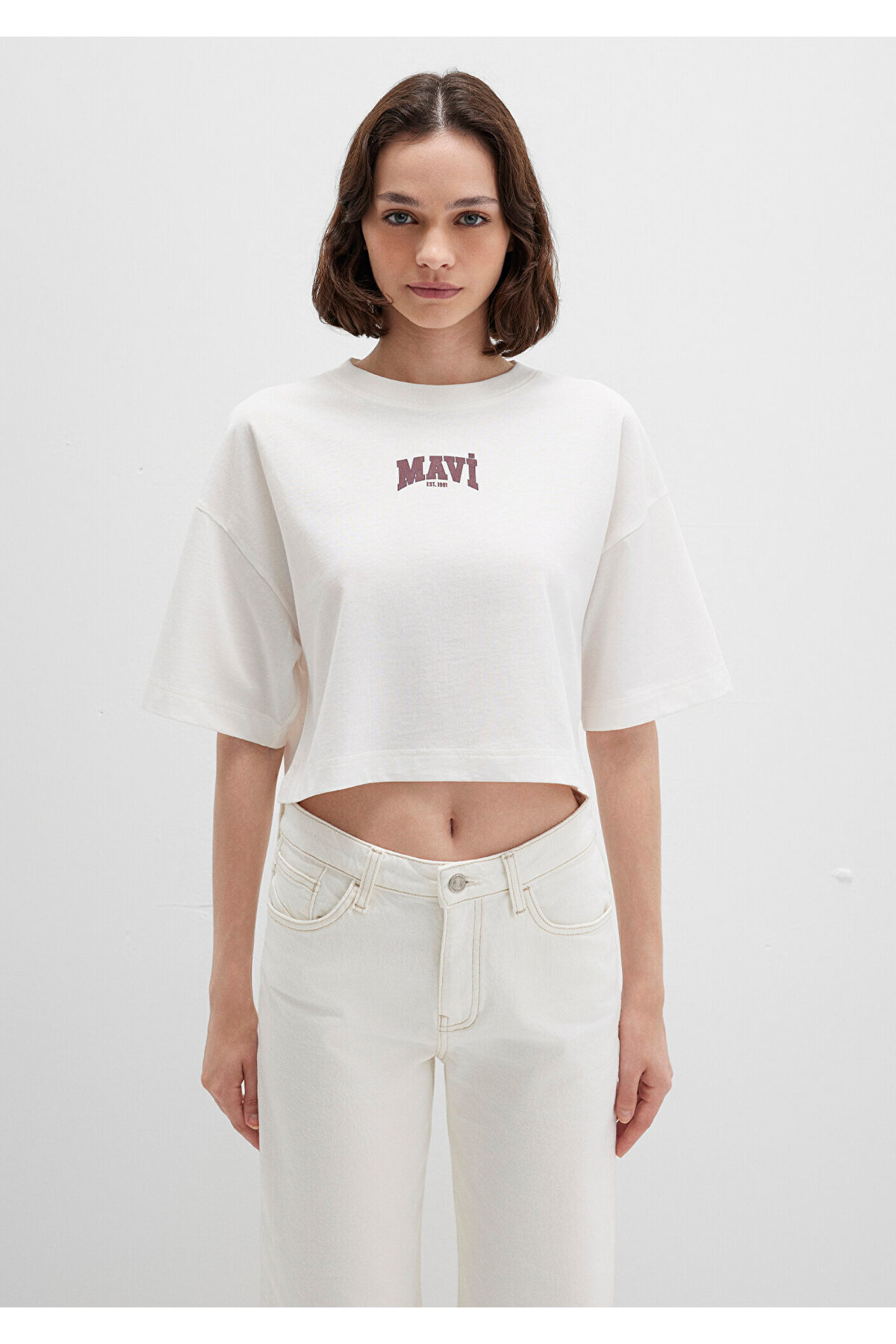 Logo Baskılı Ekru Crop Tişört Crop / Kısa Kesim 1613411-70057
