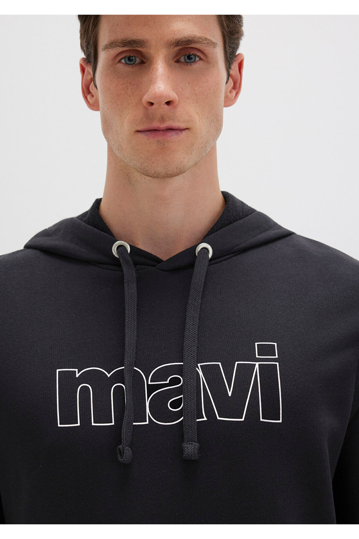 Logo Baskılı Kapüşonlu Siyah Sweatshirt 065606-900