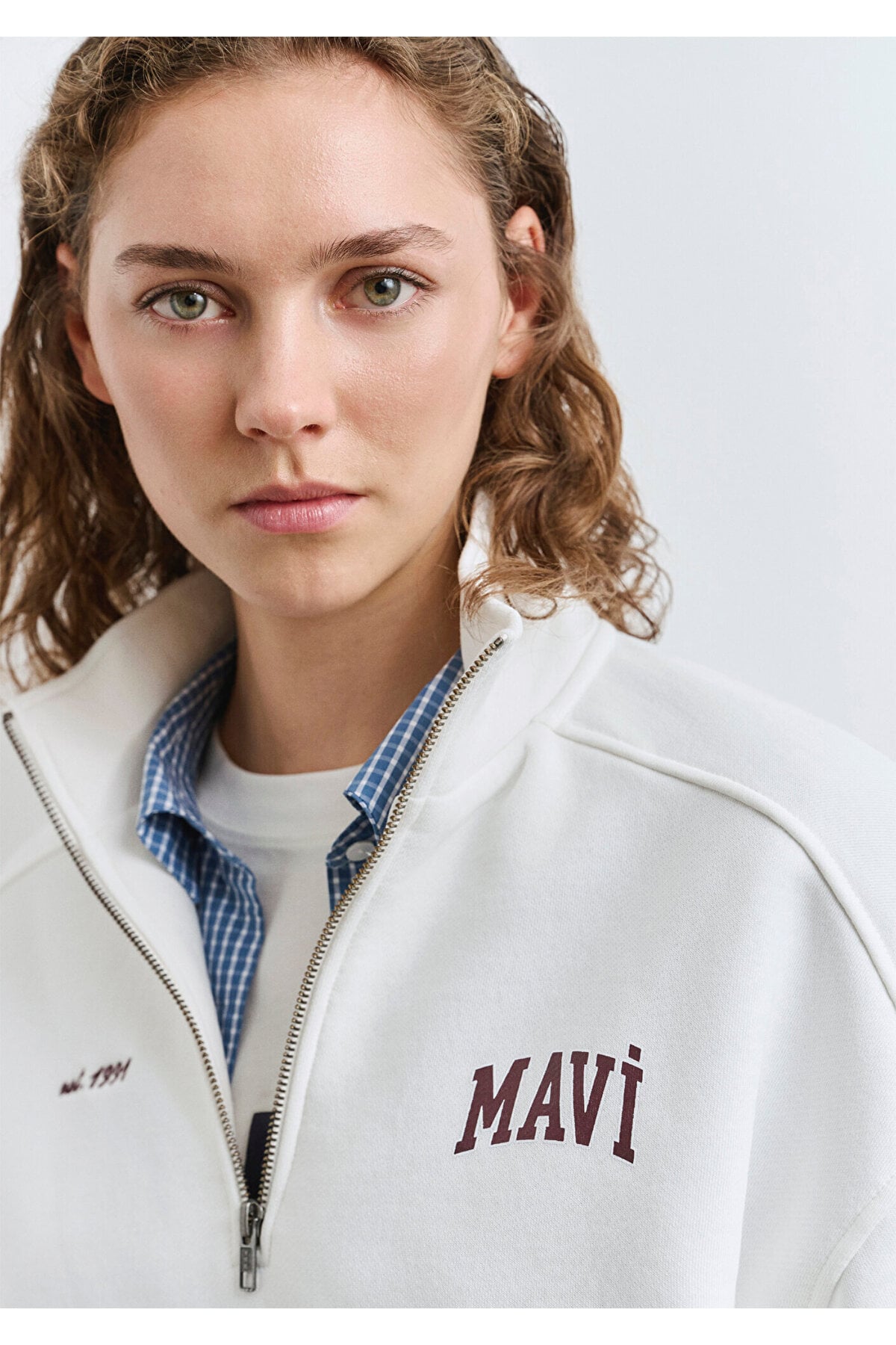 Logo Baskılı Yarı Fermuarlı Ekru Sweatshirt 1S10373-70057