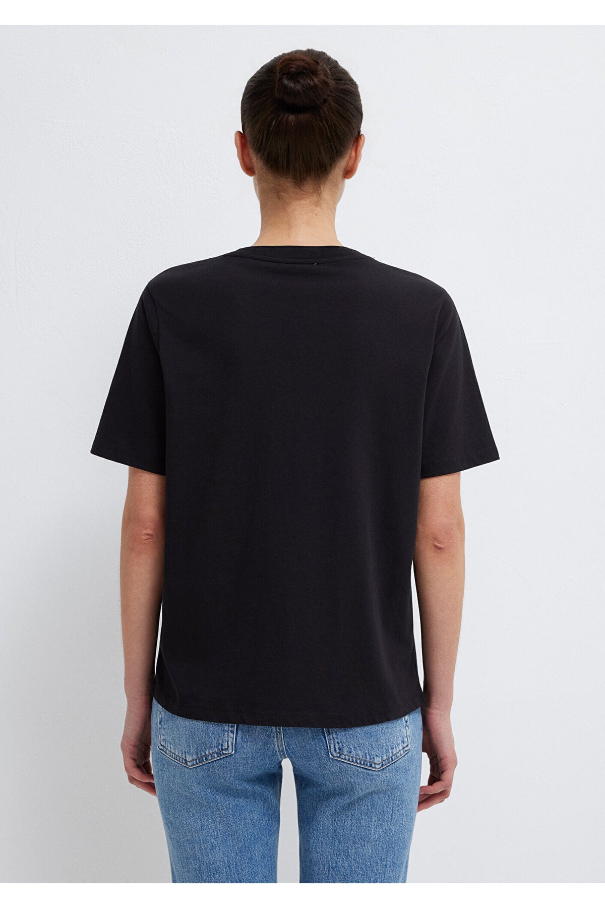 M1600955-900 Kadın Yuvarlak Yaka T-shirt