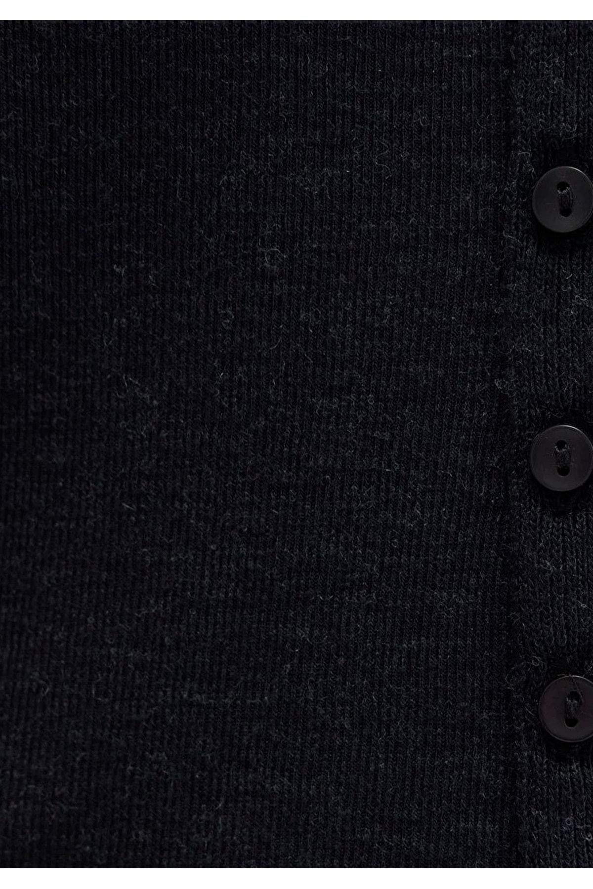 M1613652-80022 Düğme Detaylı Siyah Uzun Kollu T-Shirt Kadın Tişört SİYAH