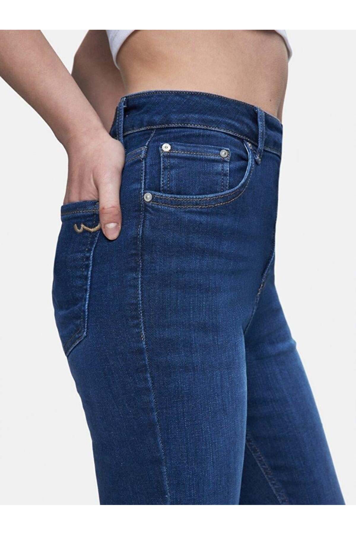 Marcella X Mırıelle Dar Paça Yüksek Bel Jean Pantolon 009515601592055725