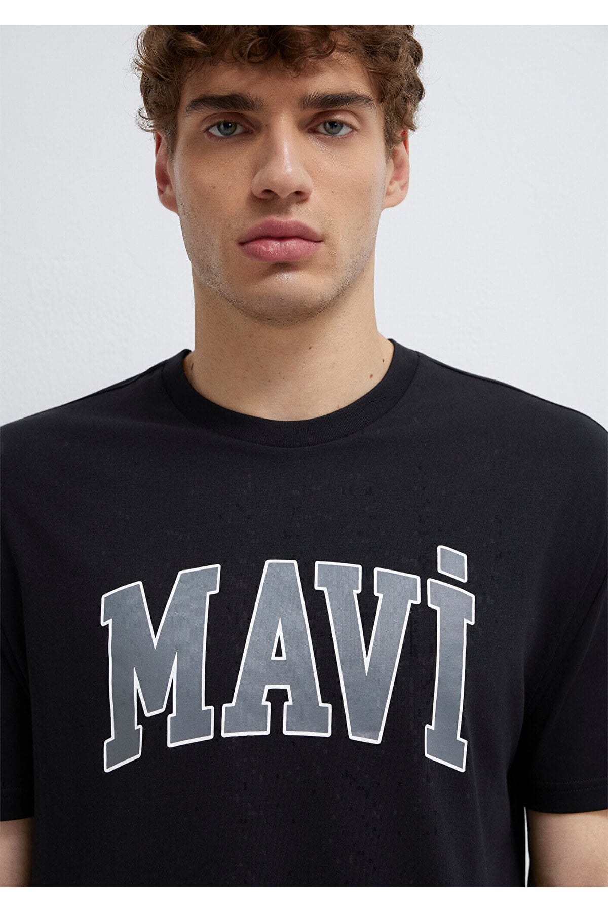 Mavi Logo Tişört Siyah