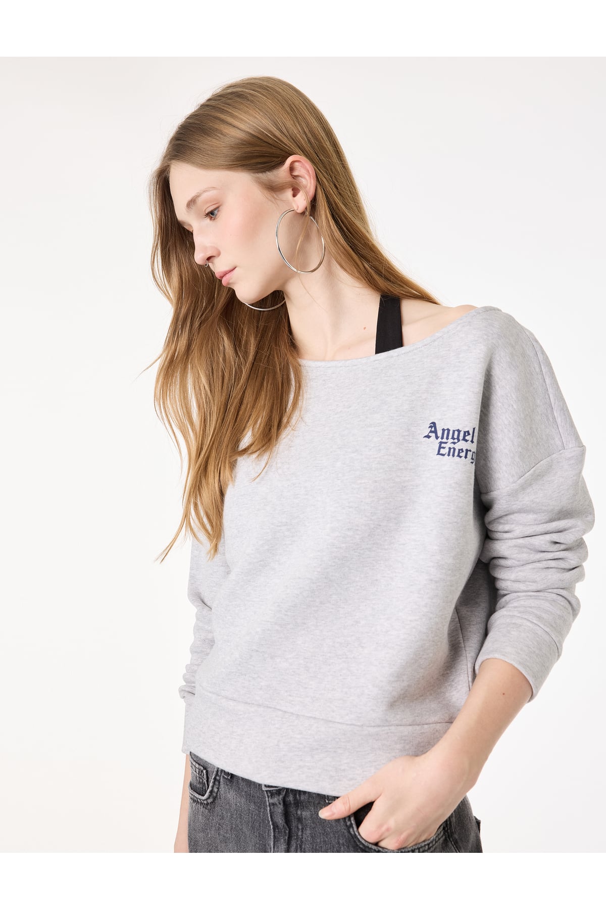 Modal Karışımlı Rahat Kalıp Kayık Yaka Arkası Baskılı Sweatshirt