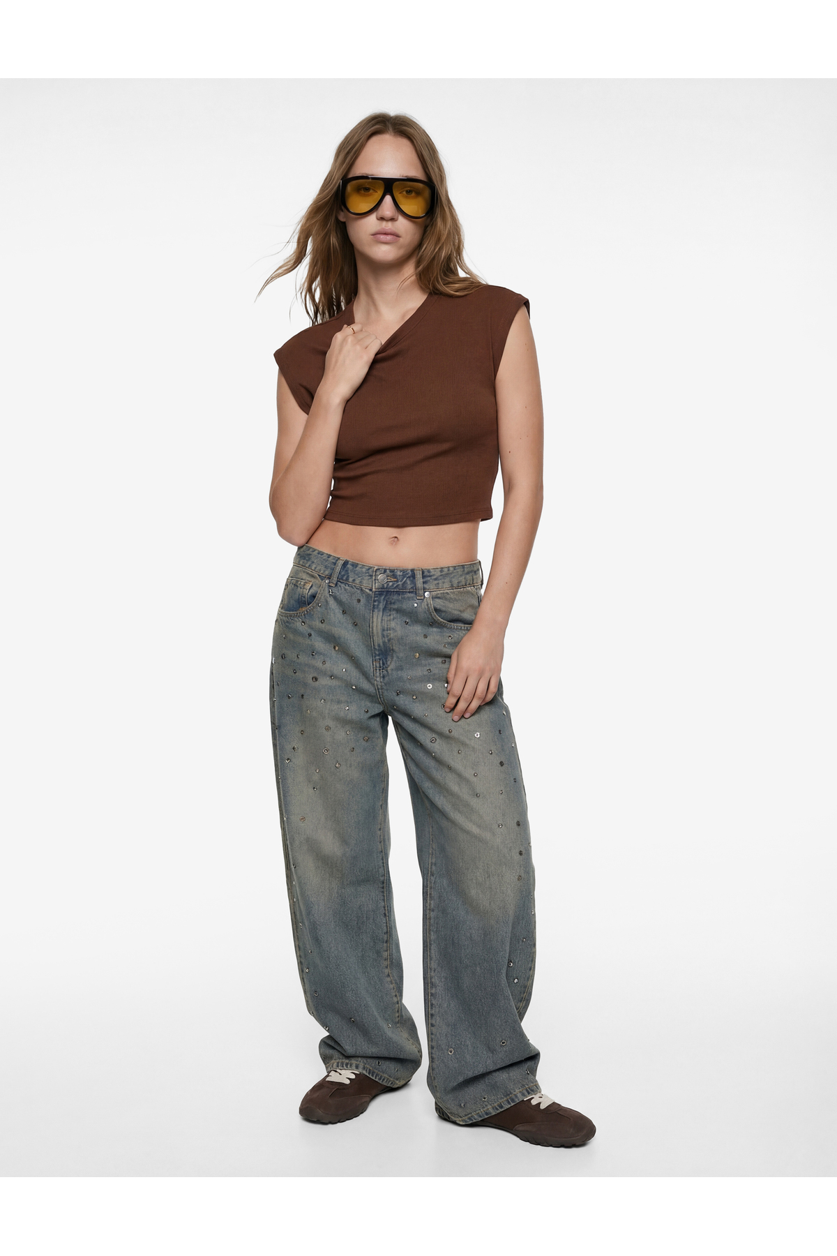 Modal Karışımlı Slim Fit Bisiklet Yaka Kolsuz Crop Tişört