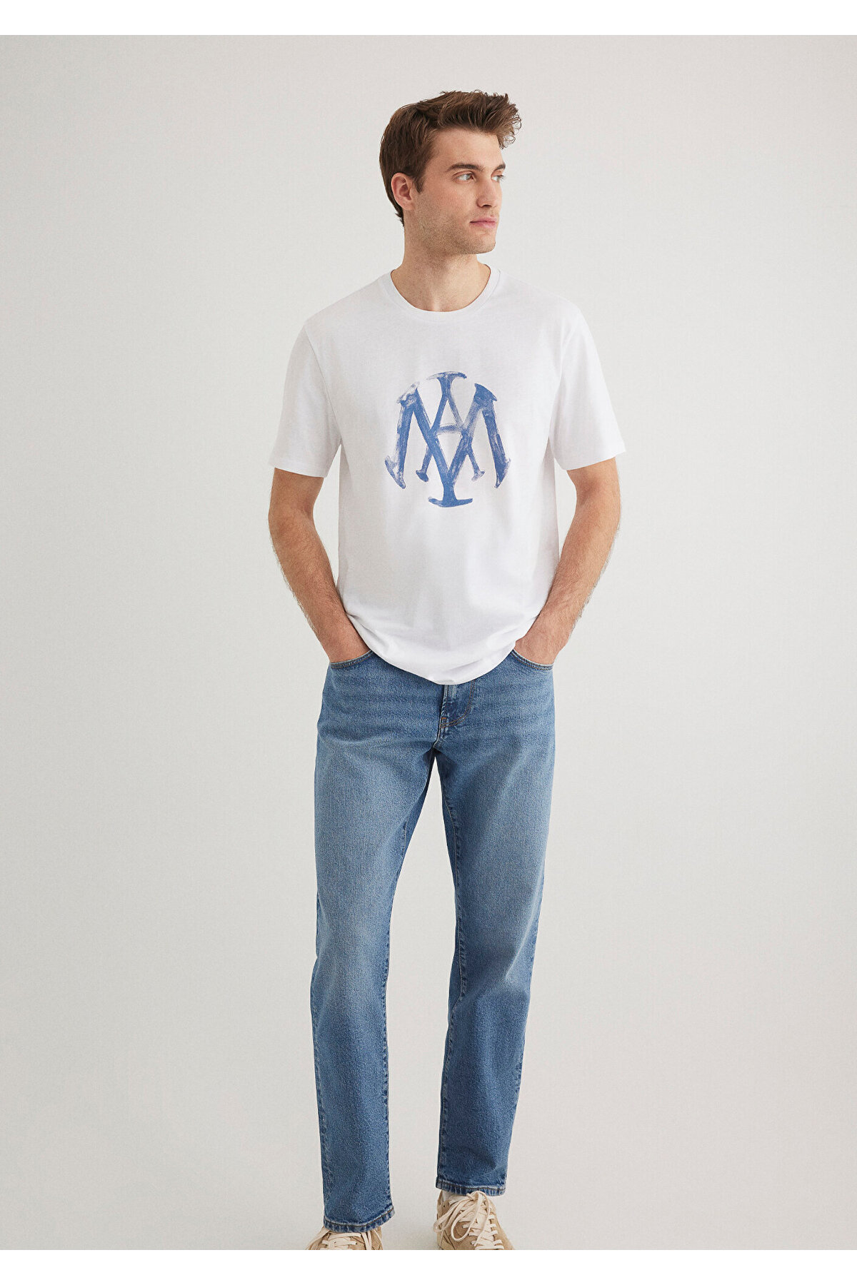 Mühür Logo Baskılı Beyaz Tişört Slim Fit / Dar Kesim 065109-620