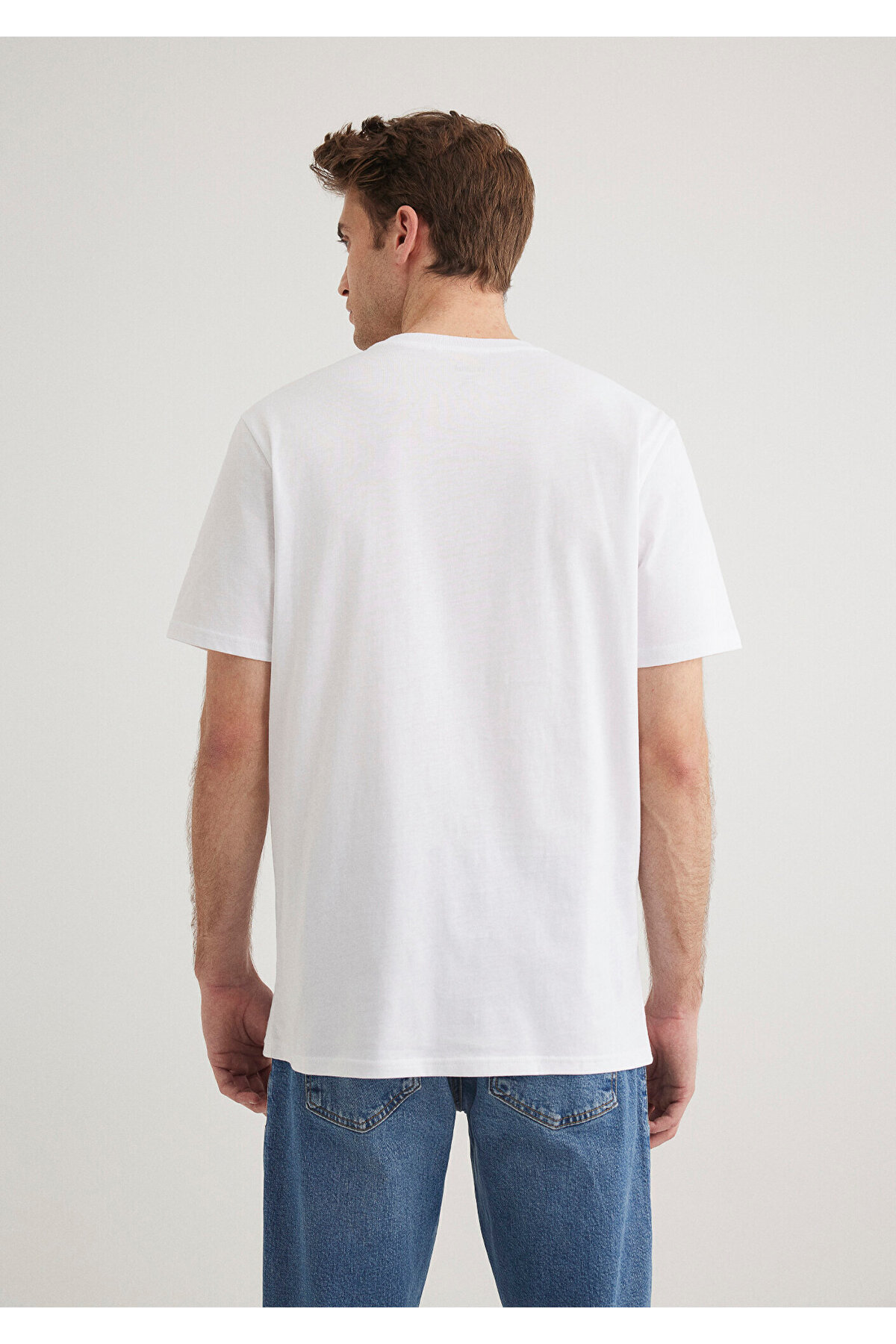 Mühür Logo Baskılı Beyaz Tişört Slim Fit / Dar Kesim 065109-620