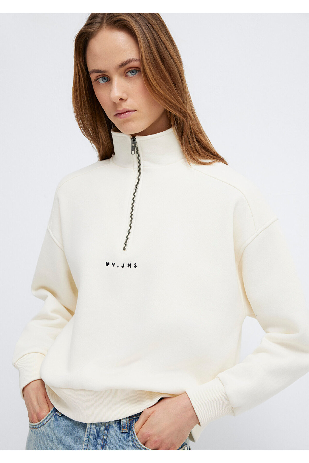MVJNS Nakışlı Yarı Fermuarlı Ekru Sweatshirt 1S10533-89145