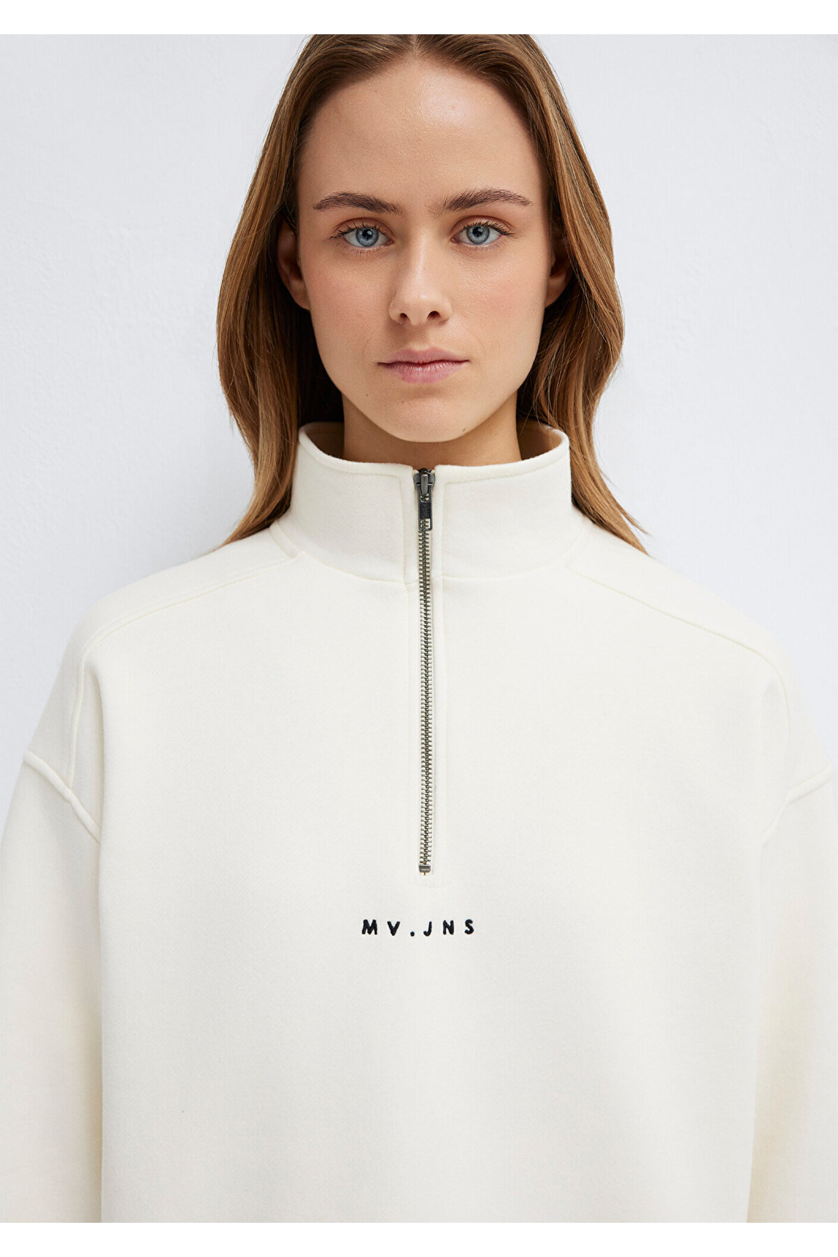 MVJNS Nakışlı Yarı Fermuarlı Ekru Sweatshirt 1S10533-89145