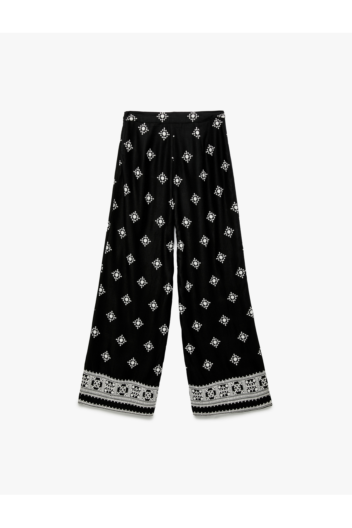 Nakış Detaylı Normal Bel Geniş Paça Pantolon