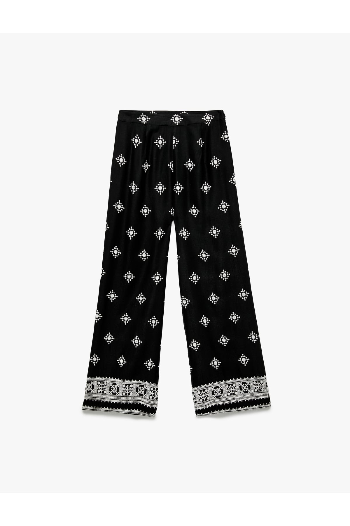 Nakış Detaylı Normal Bel Geniş Paça Pantolon