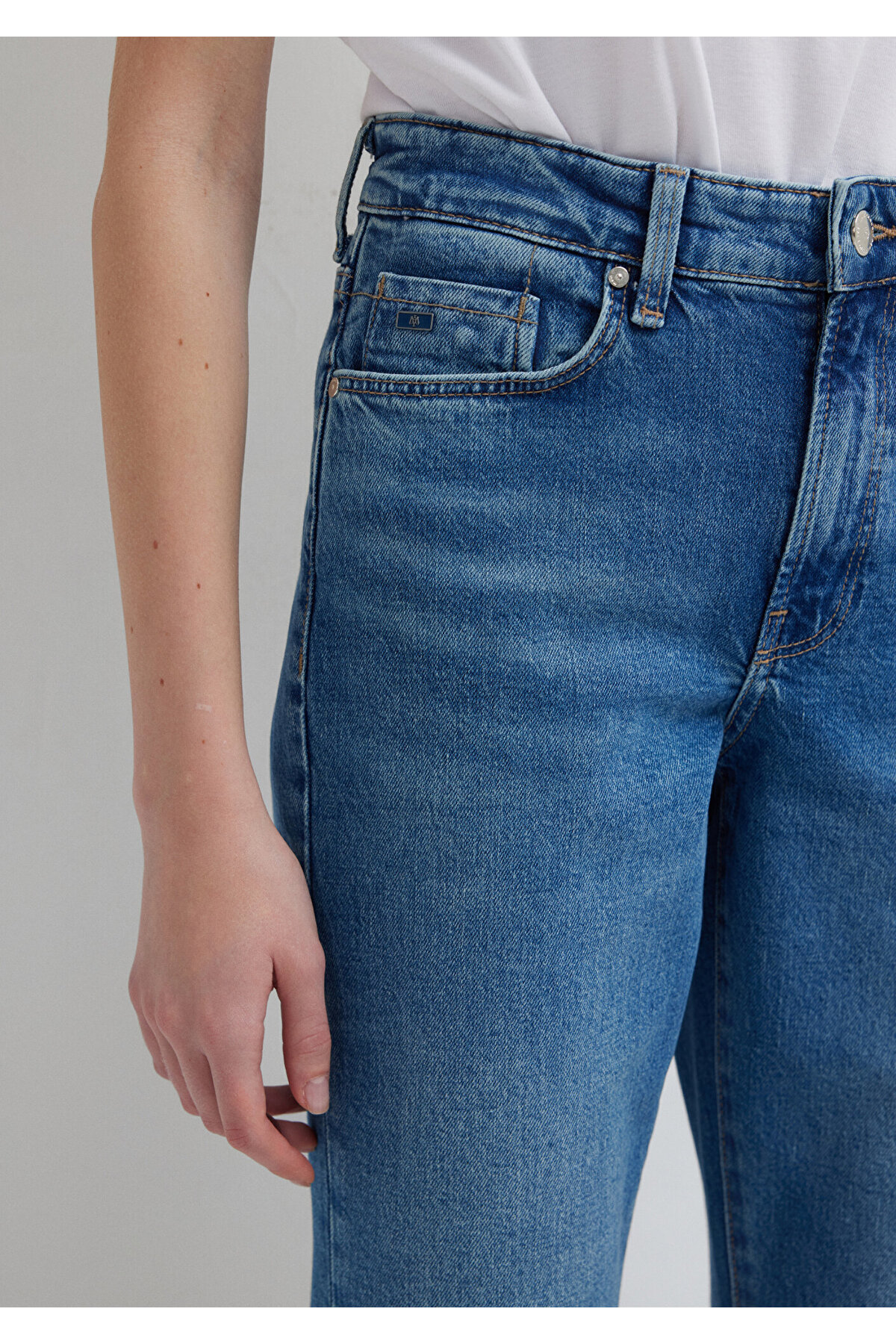New York Mid Shaded  Classic Denim