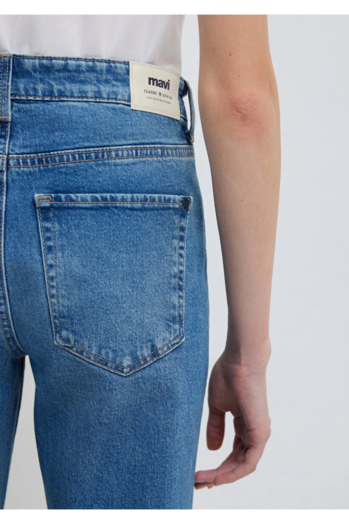 New York Mid Shaded  Classic Denim