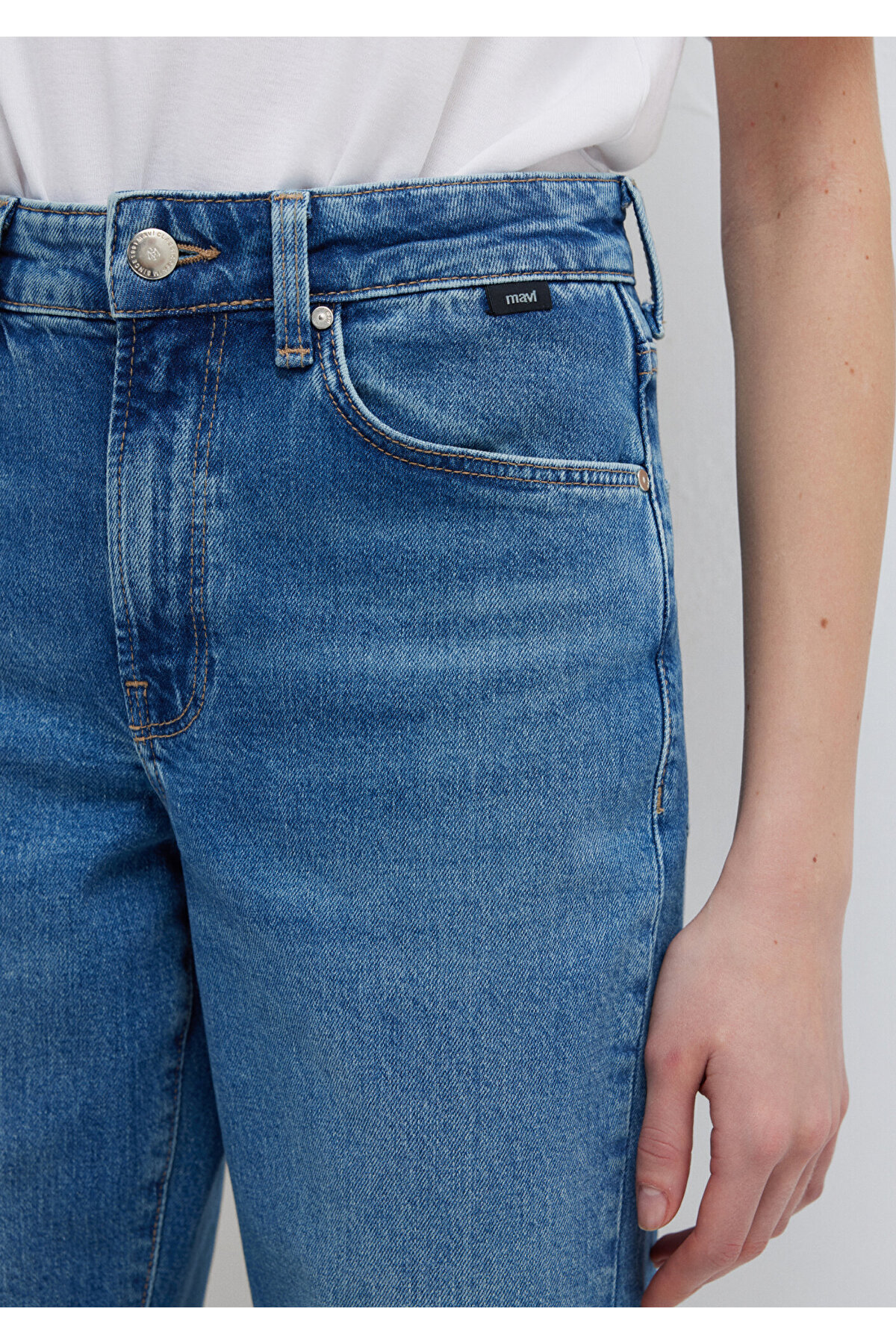 New York Mid Shaded  Classic Denim