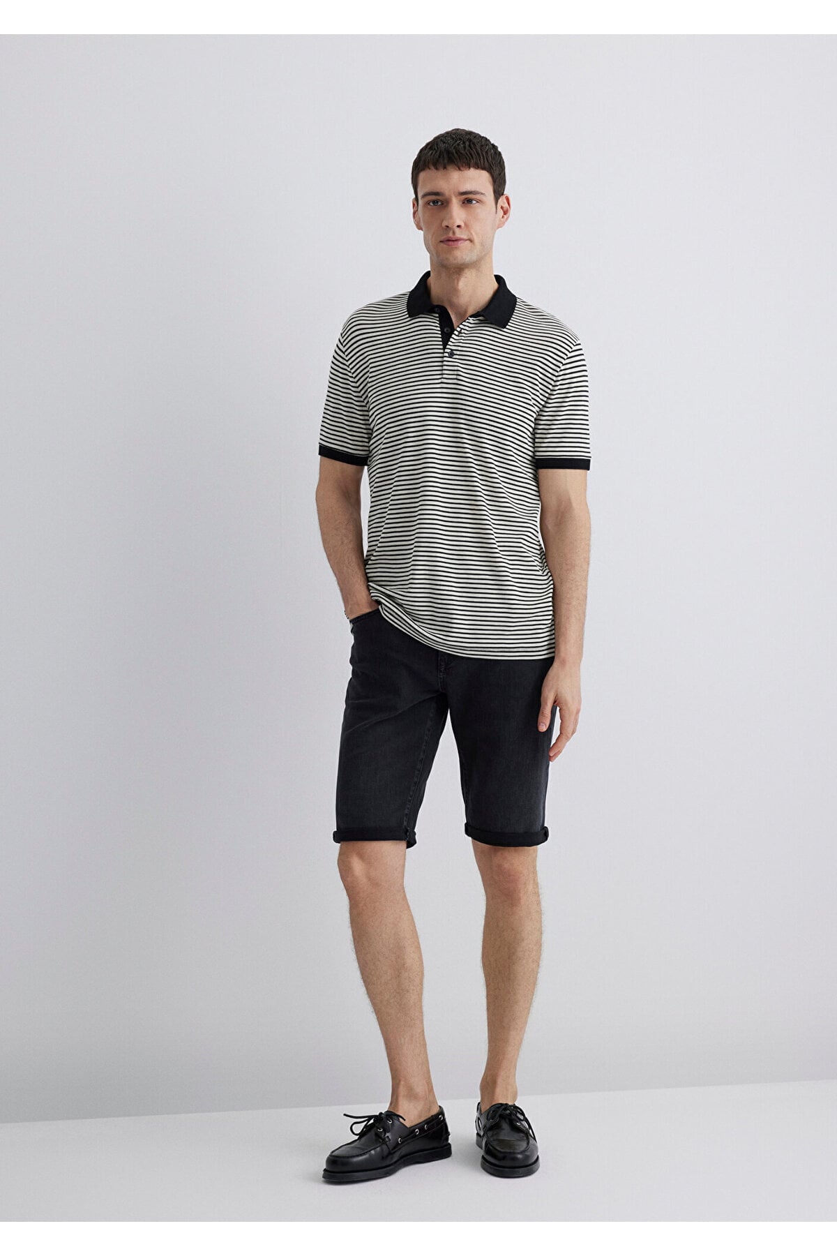 Nicholas Black Antrasit Jean Şort 0416081307