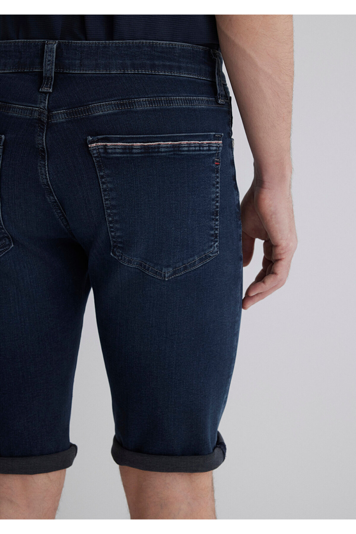Nicholas Mavi Premium Gece Mavisi Jean Şort 0416087141